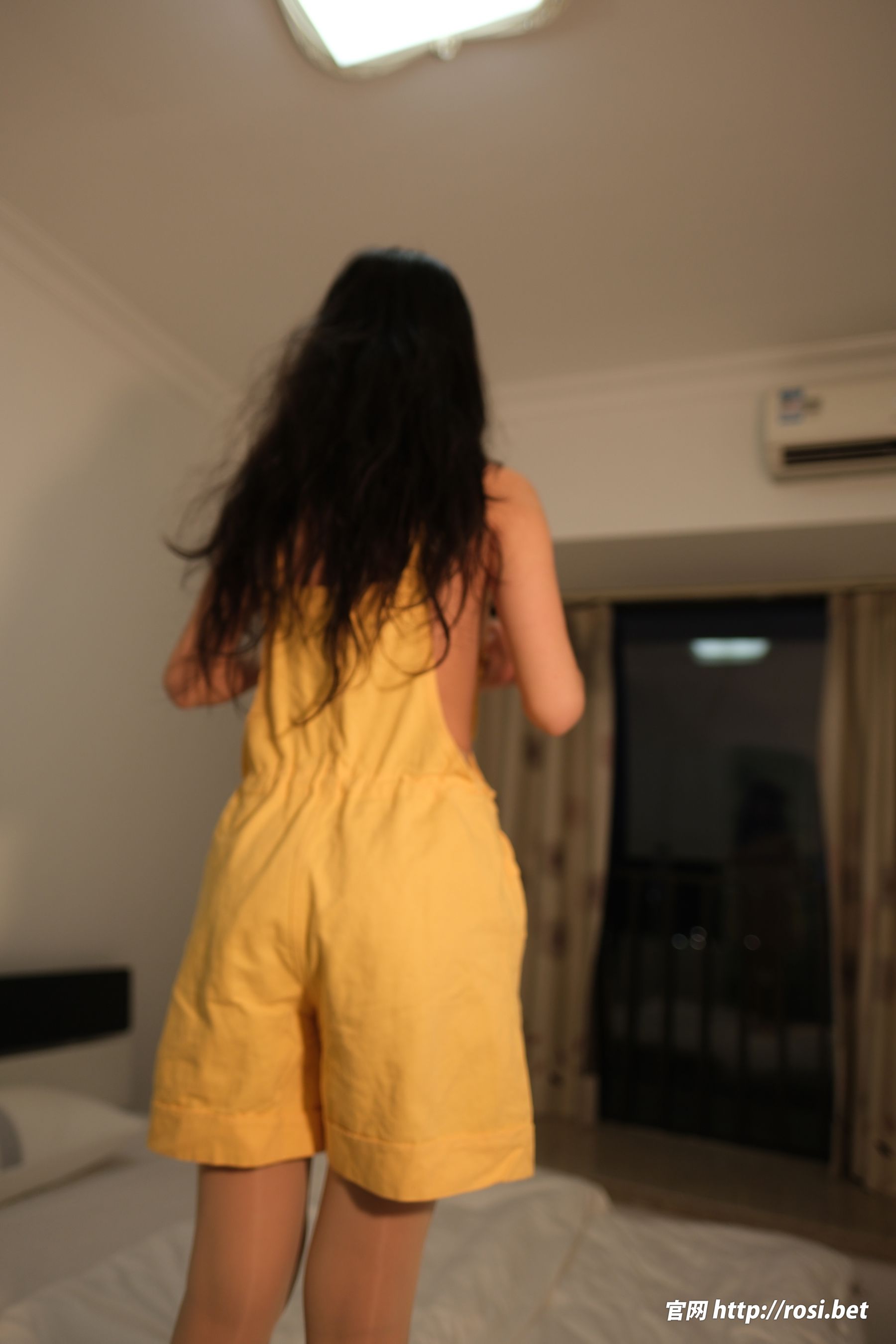 [ROSI写真] 2025.12.31 NO.5140/(64P)