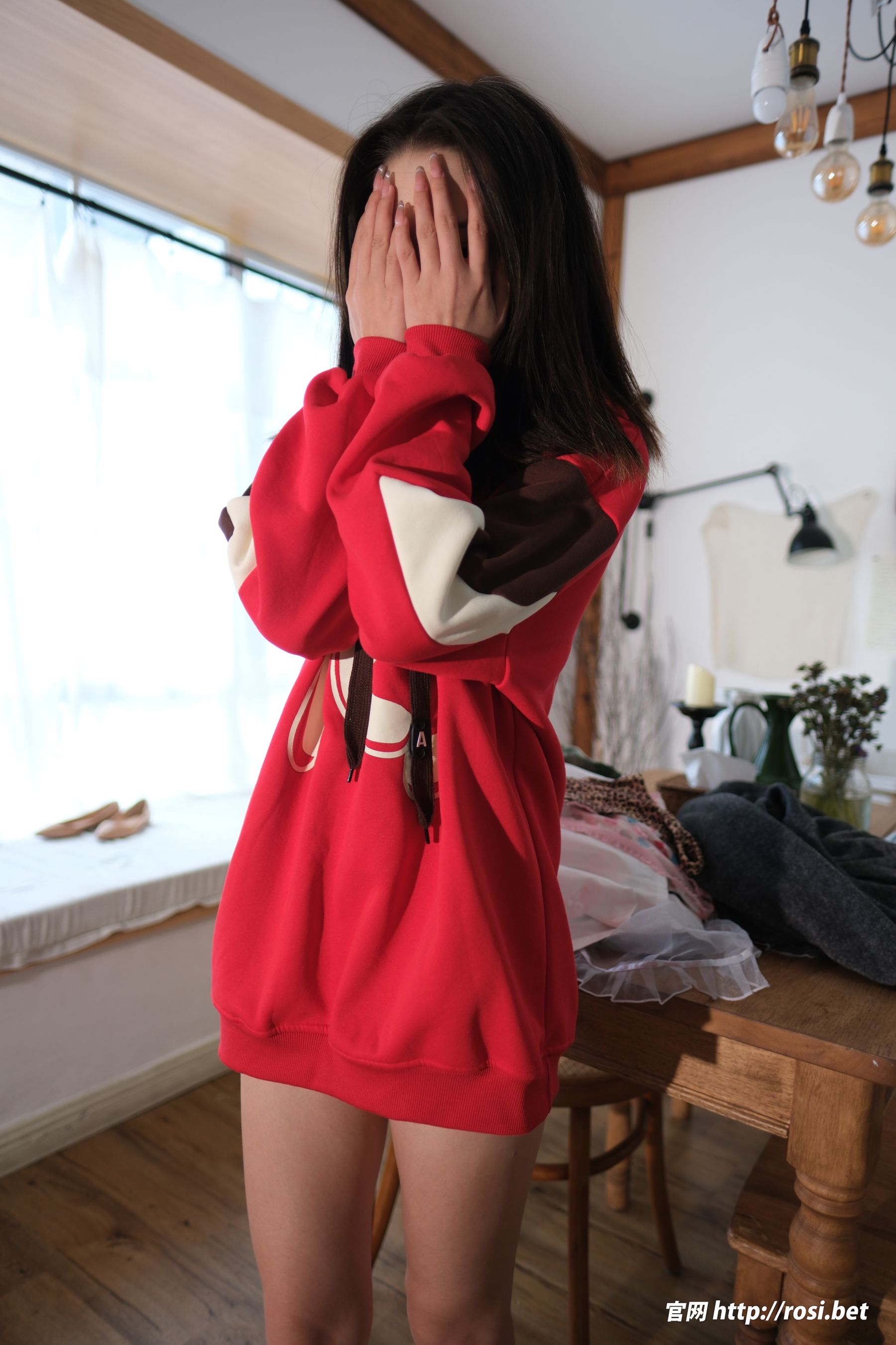 [ROSI写真] 2025.12.21 NO.5130/(106P)