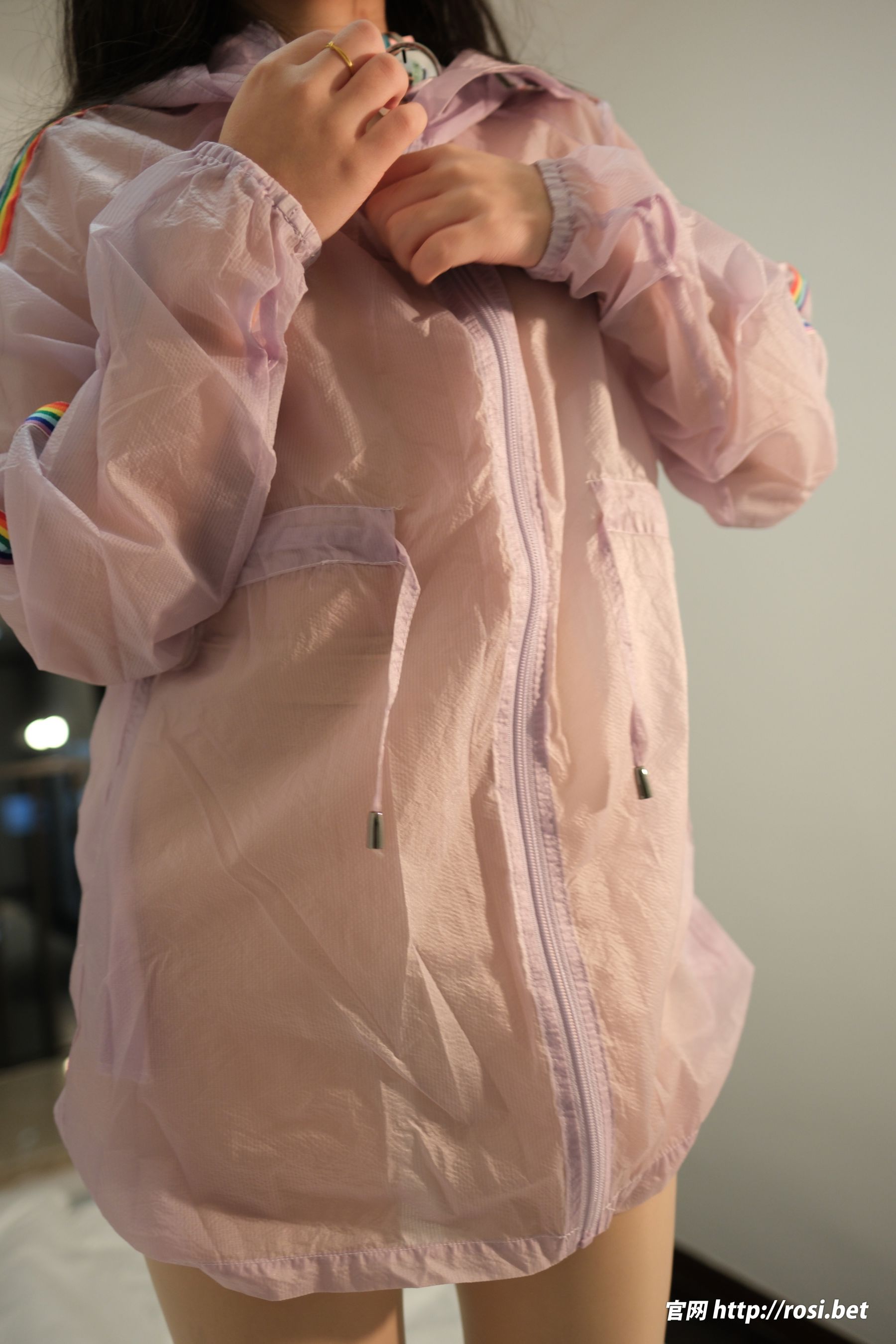 [ROSI写真] 2025.12.27 NO.5136/(56P)