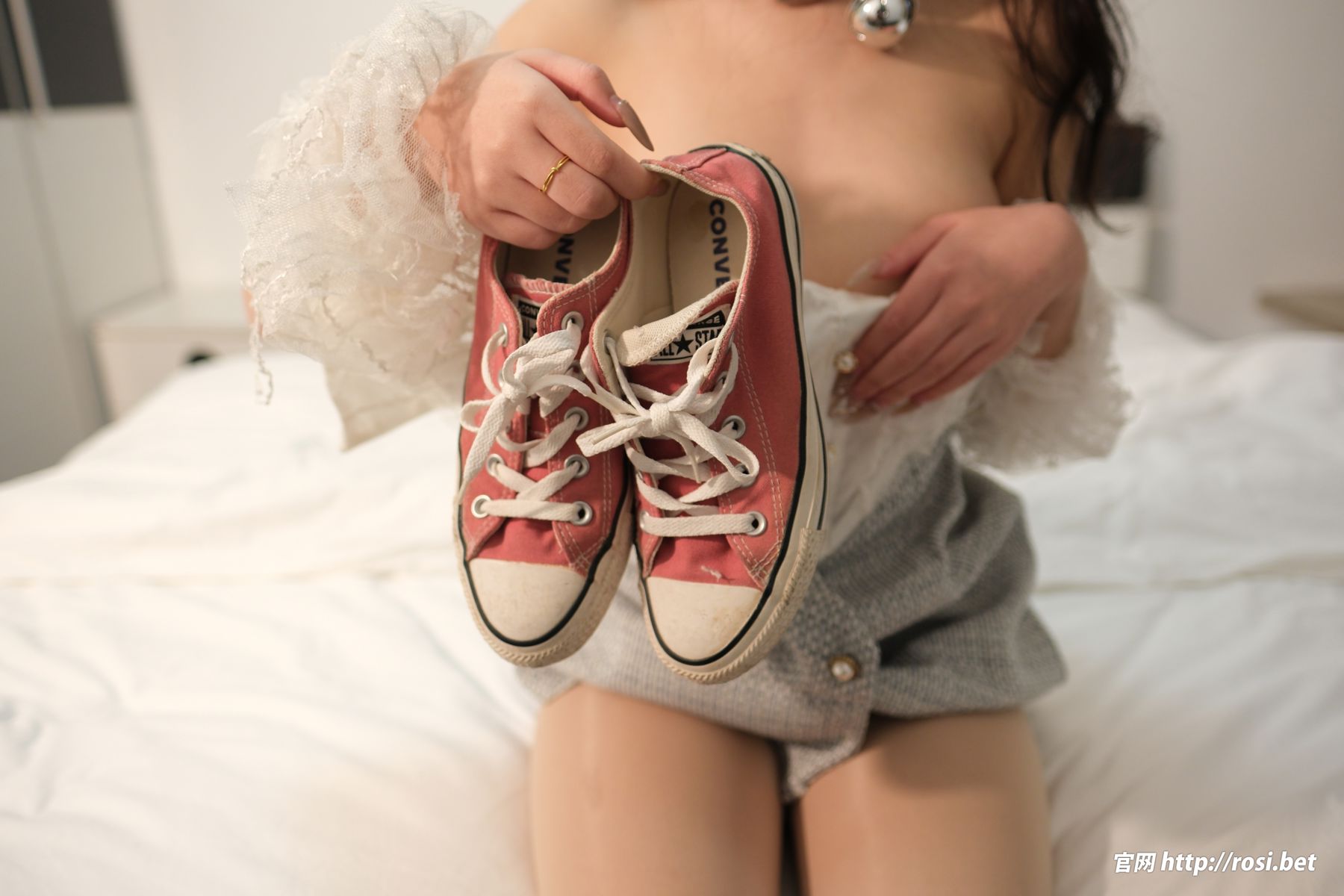 [ROSI写真] 2025.12.23 NO.5132/(66P)