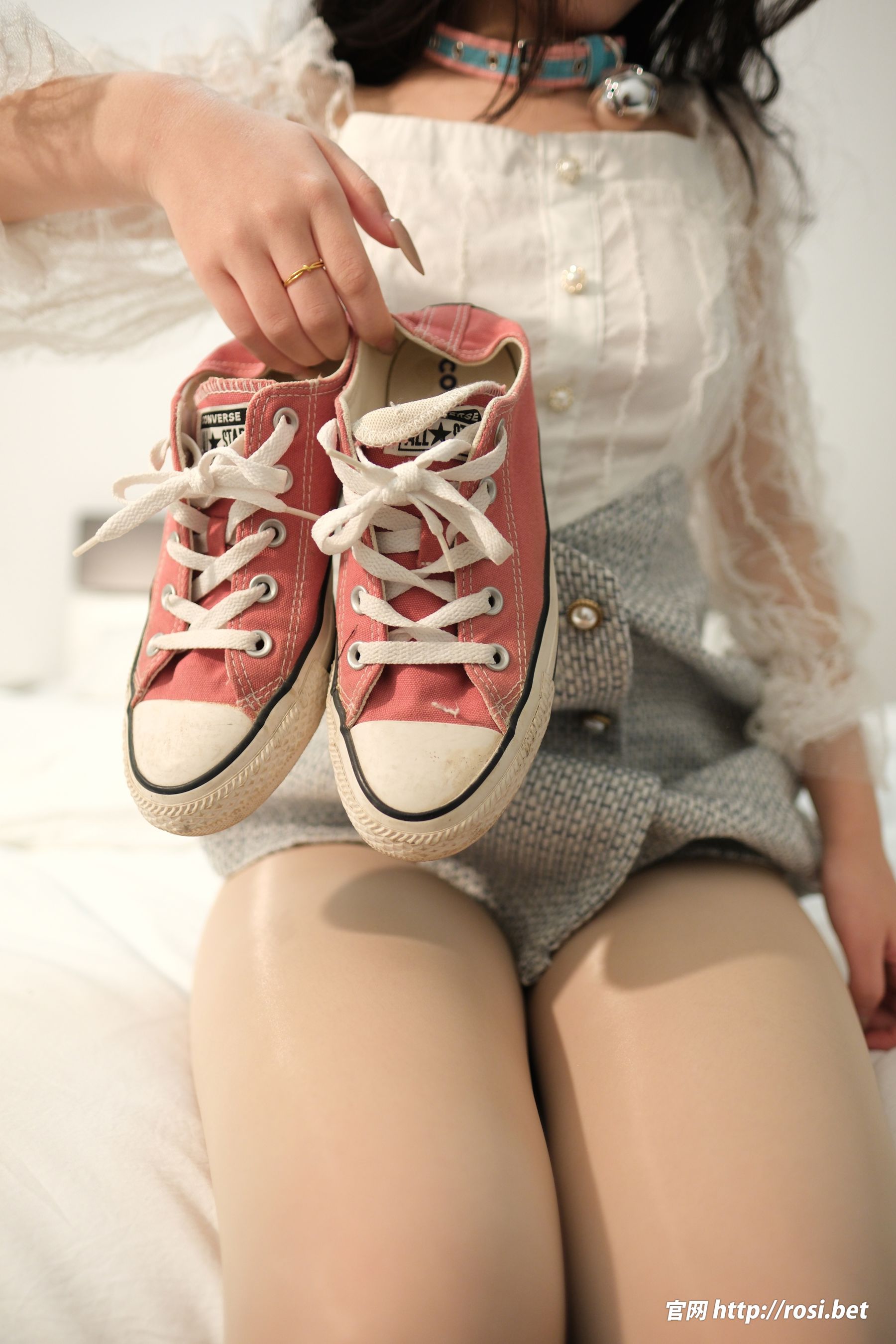 [ROSI写真] 2025.12.23 NO.5132/(66P)