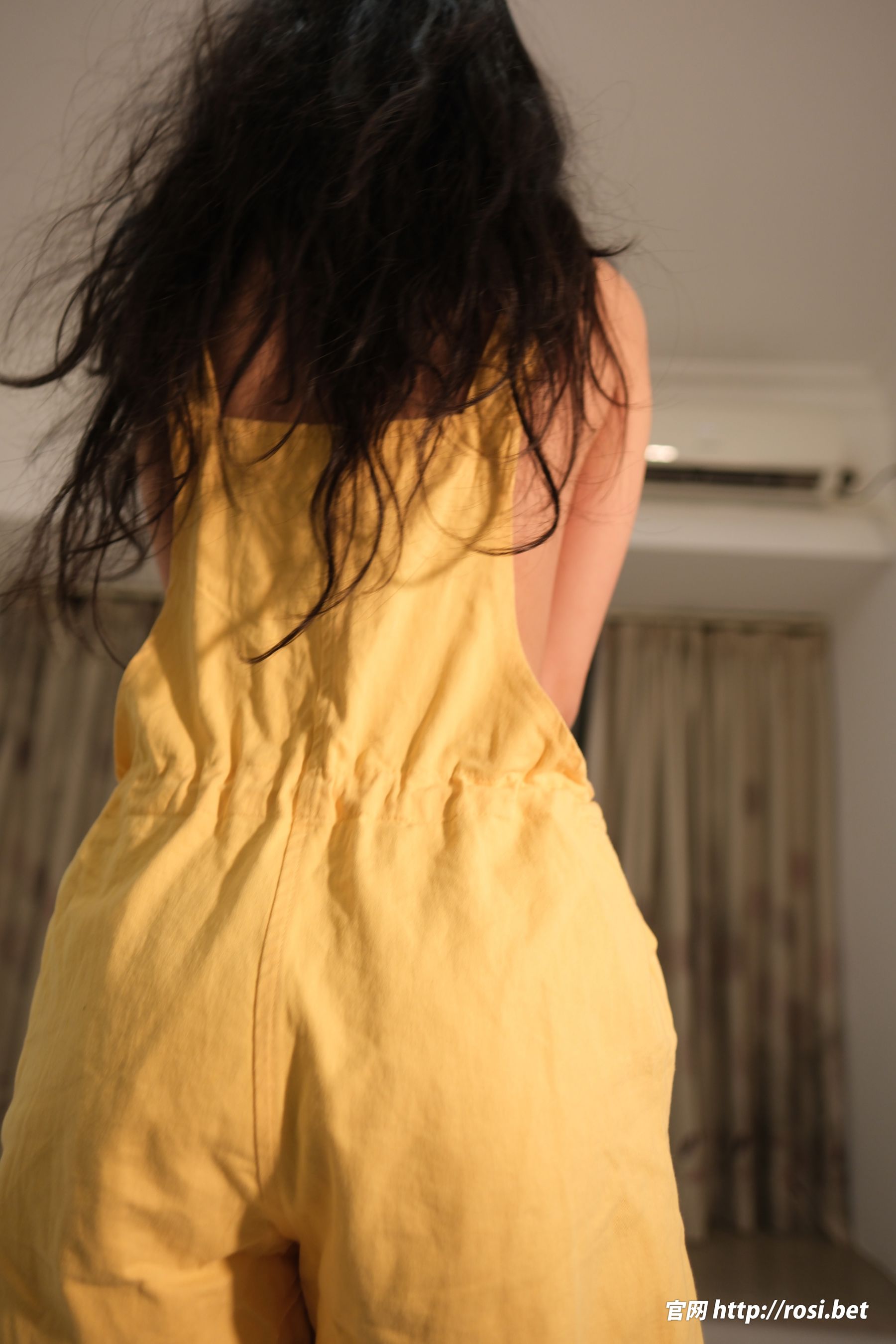 [ROSI写真] 2025.12.31 NO.5140/(64P)