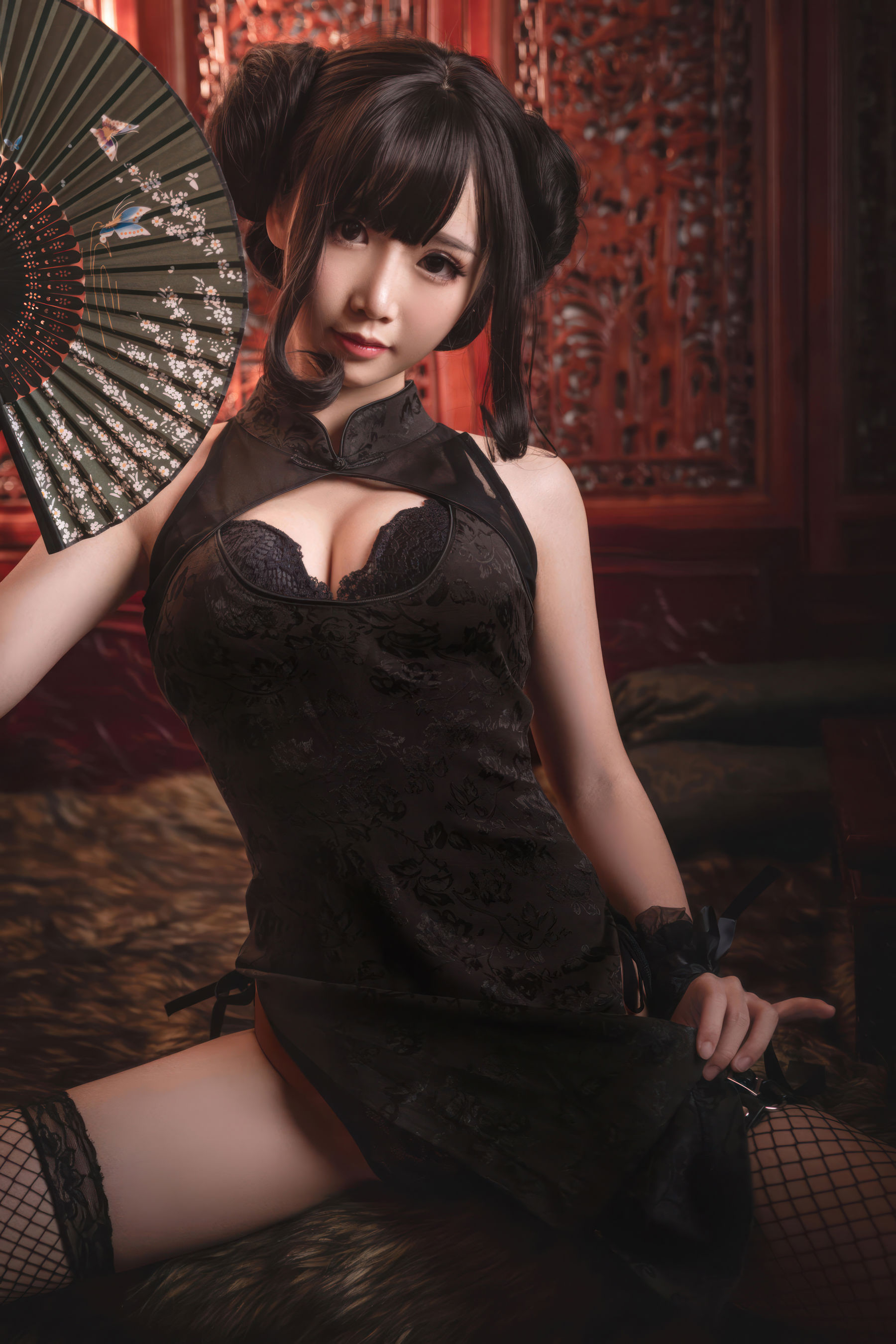 可爱人气Coser 面饼仙儿 - 魔女旗袍/(33P)