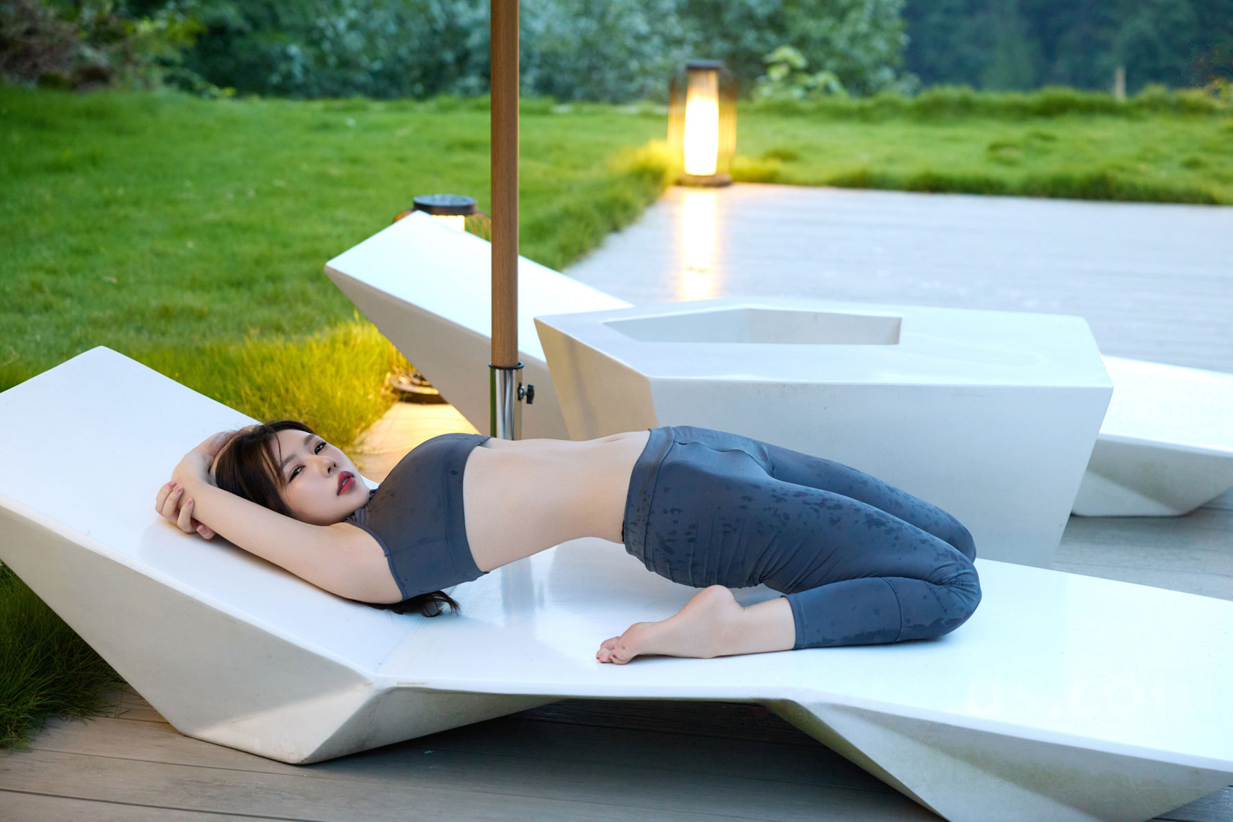 尹甜甜 - 瑜伽开裆裤/(83P)