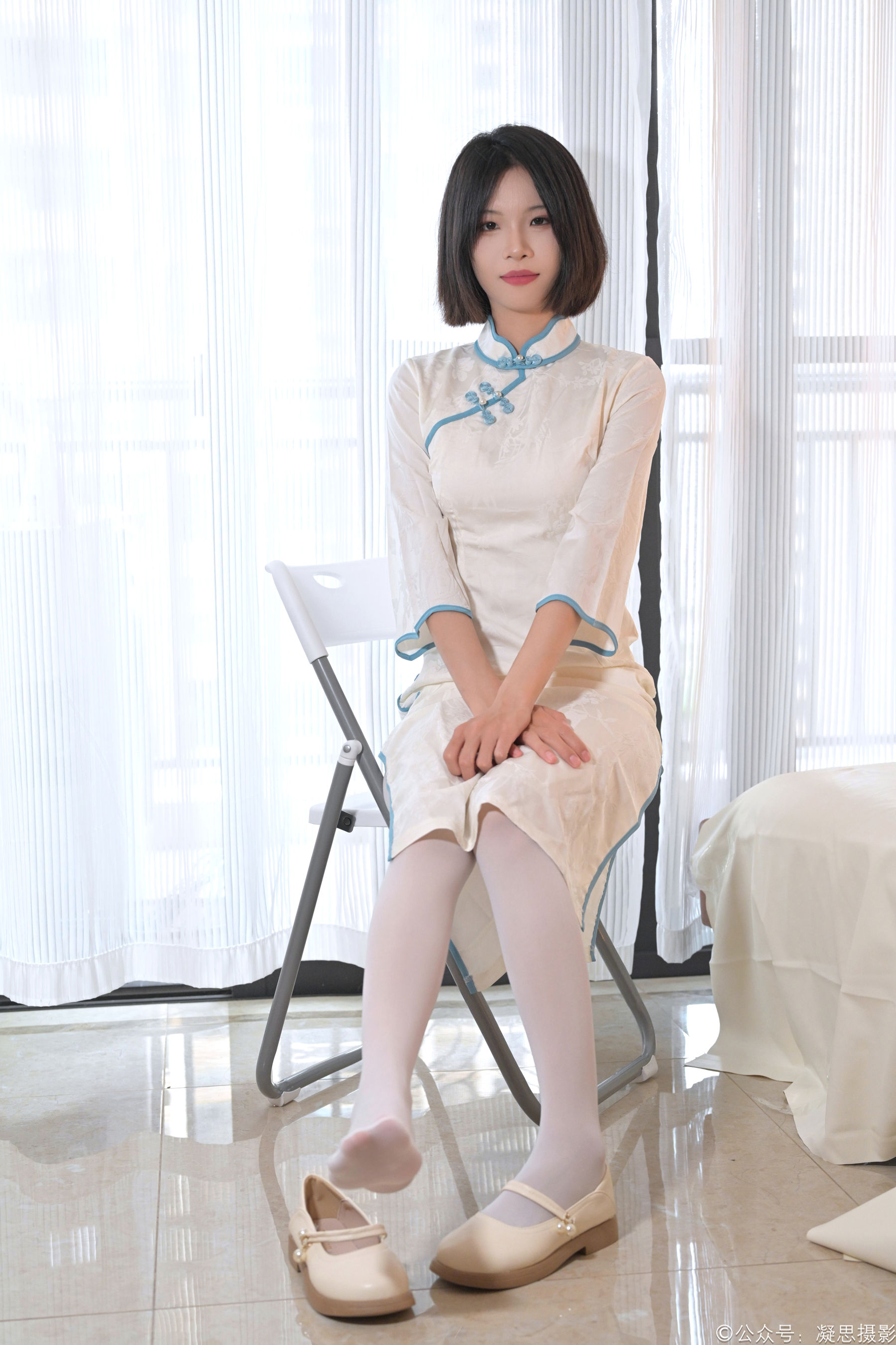 凝思摄影 No.015 小睿 - 旗袍、连裤白丝、玛丽珍/(140P)