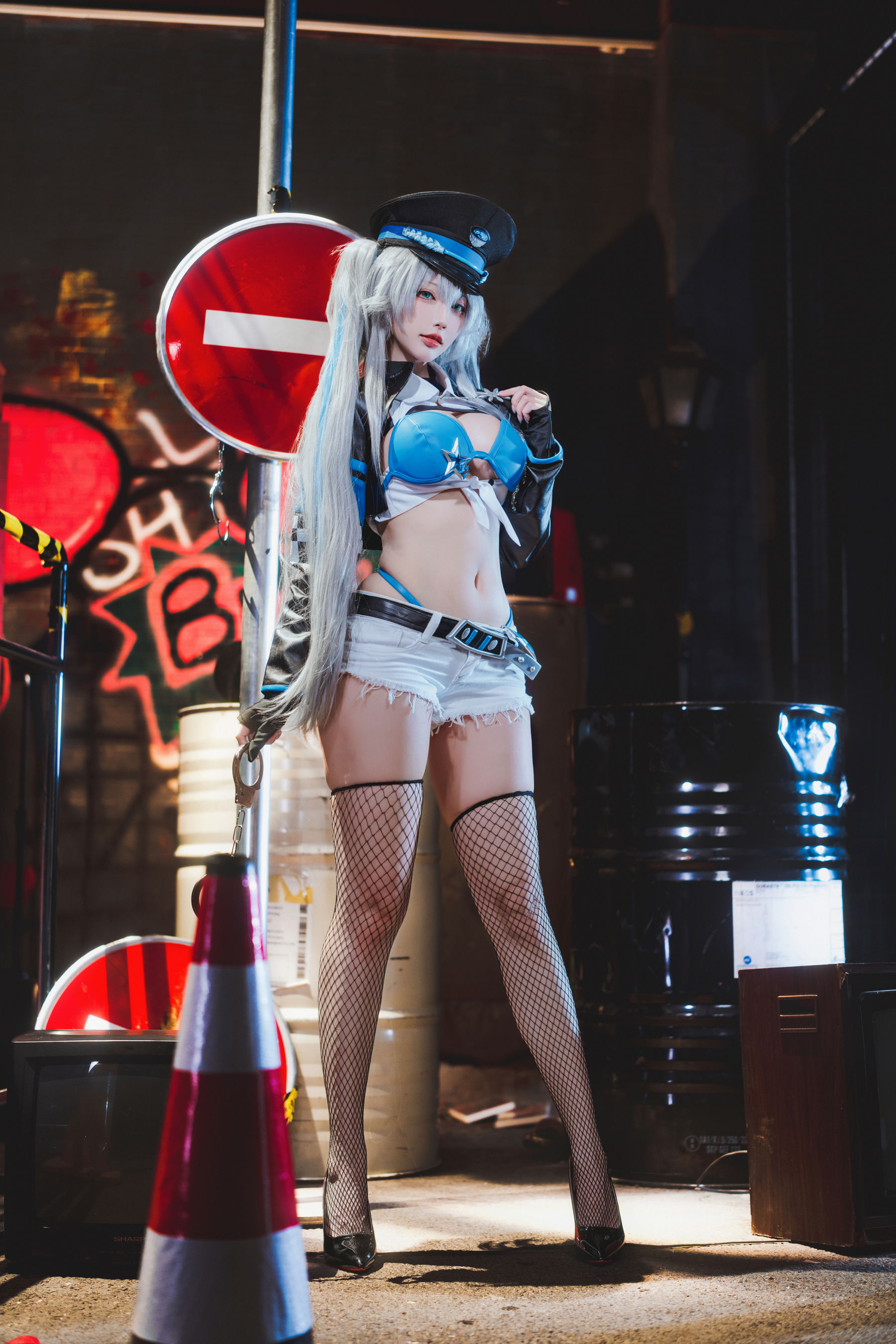 宫本桜 - 交错战线 刃齿女警/(22P)