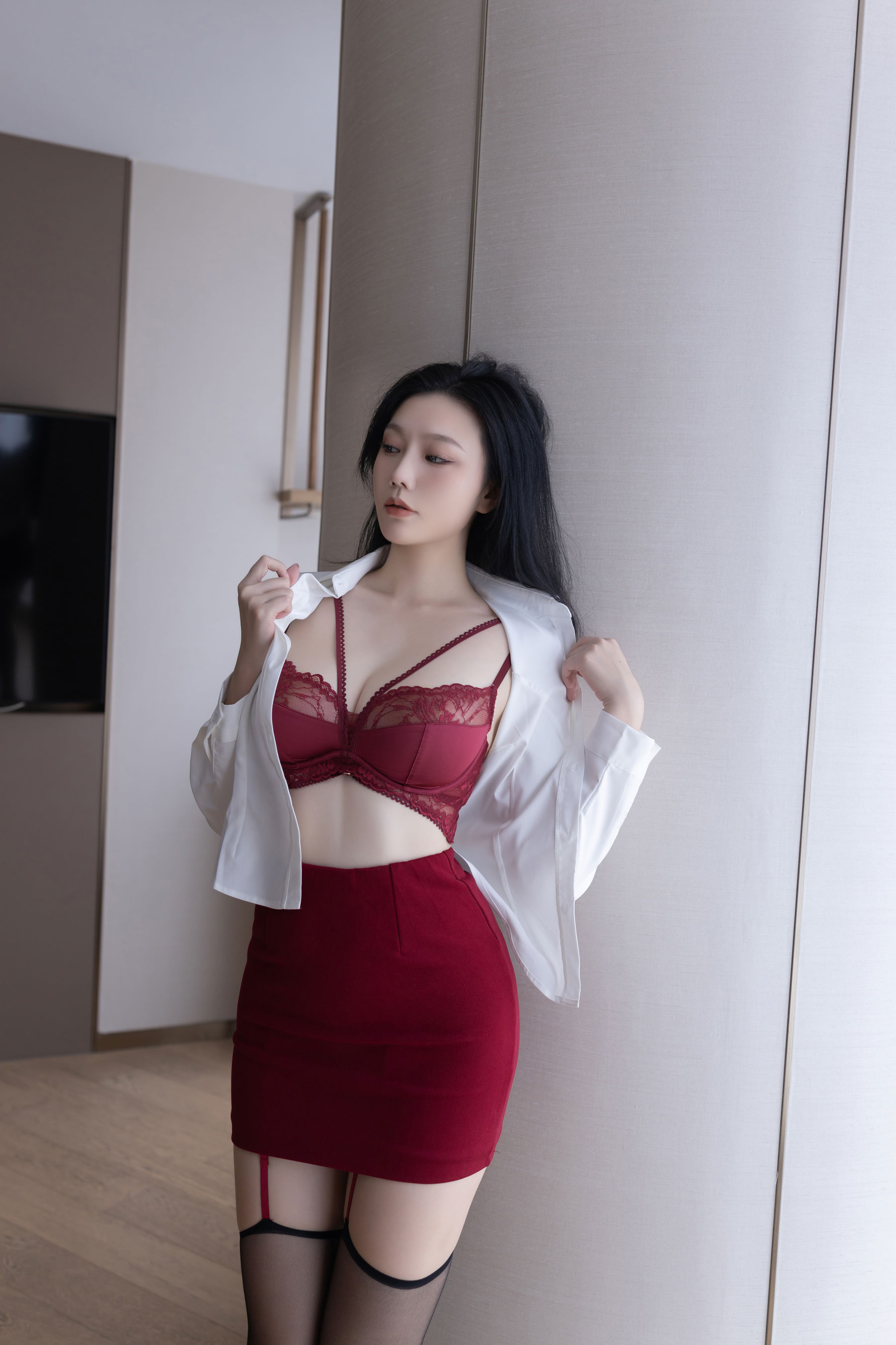 安然 - 红裙OL/(90P)