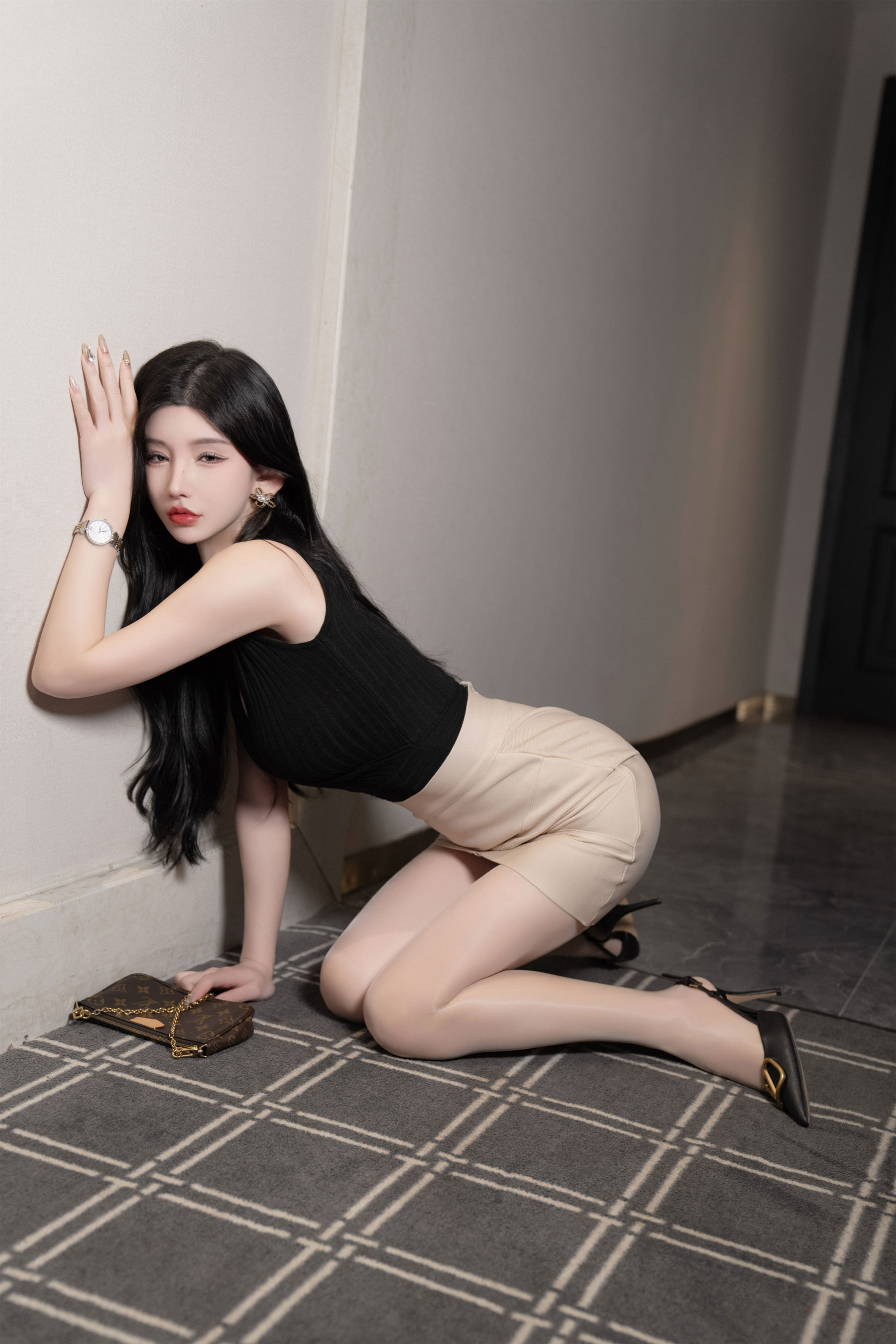 周于希 - 模特剧情/(112P)