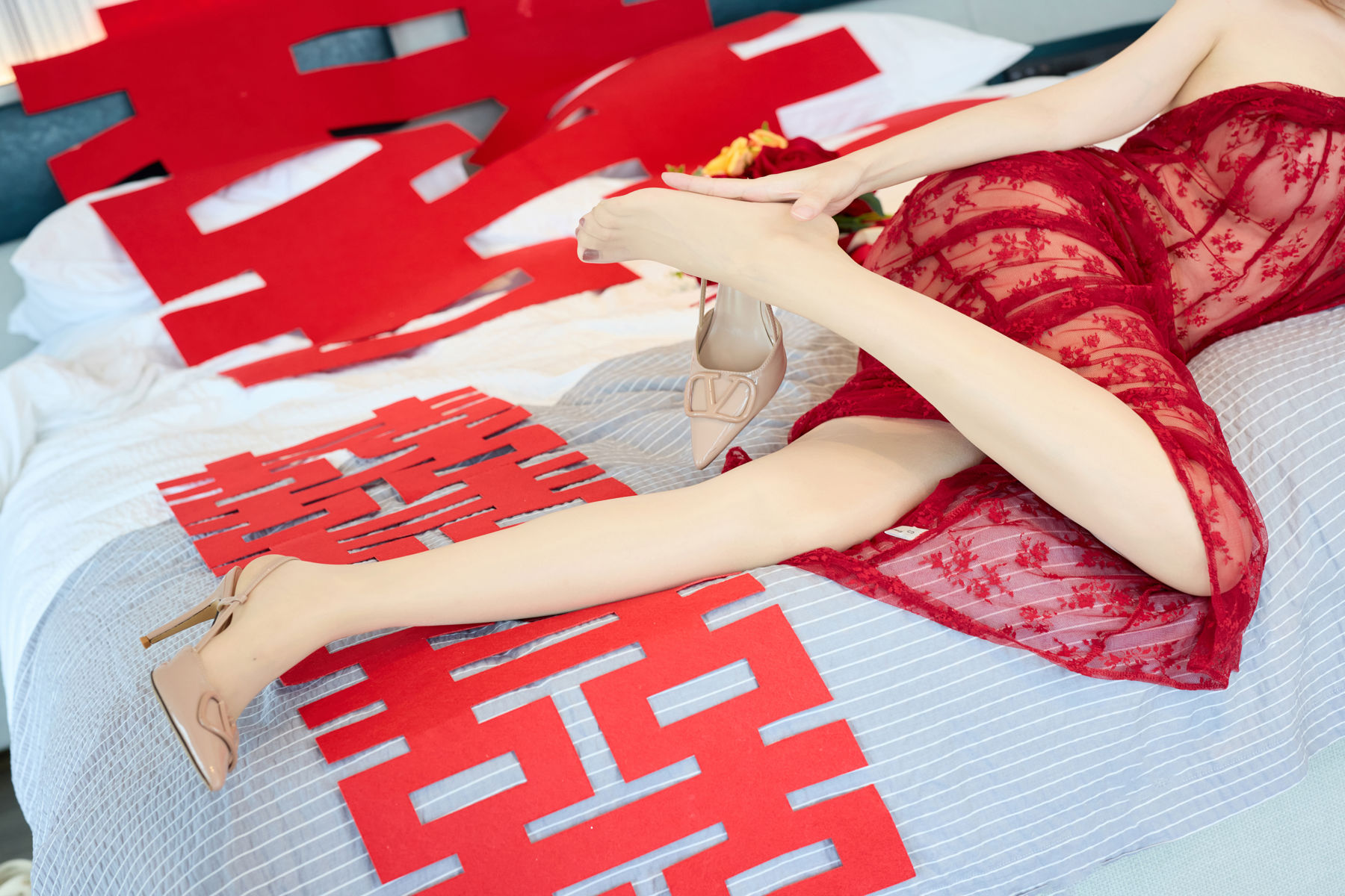 尹甜甜 - 出嫁/(85P)