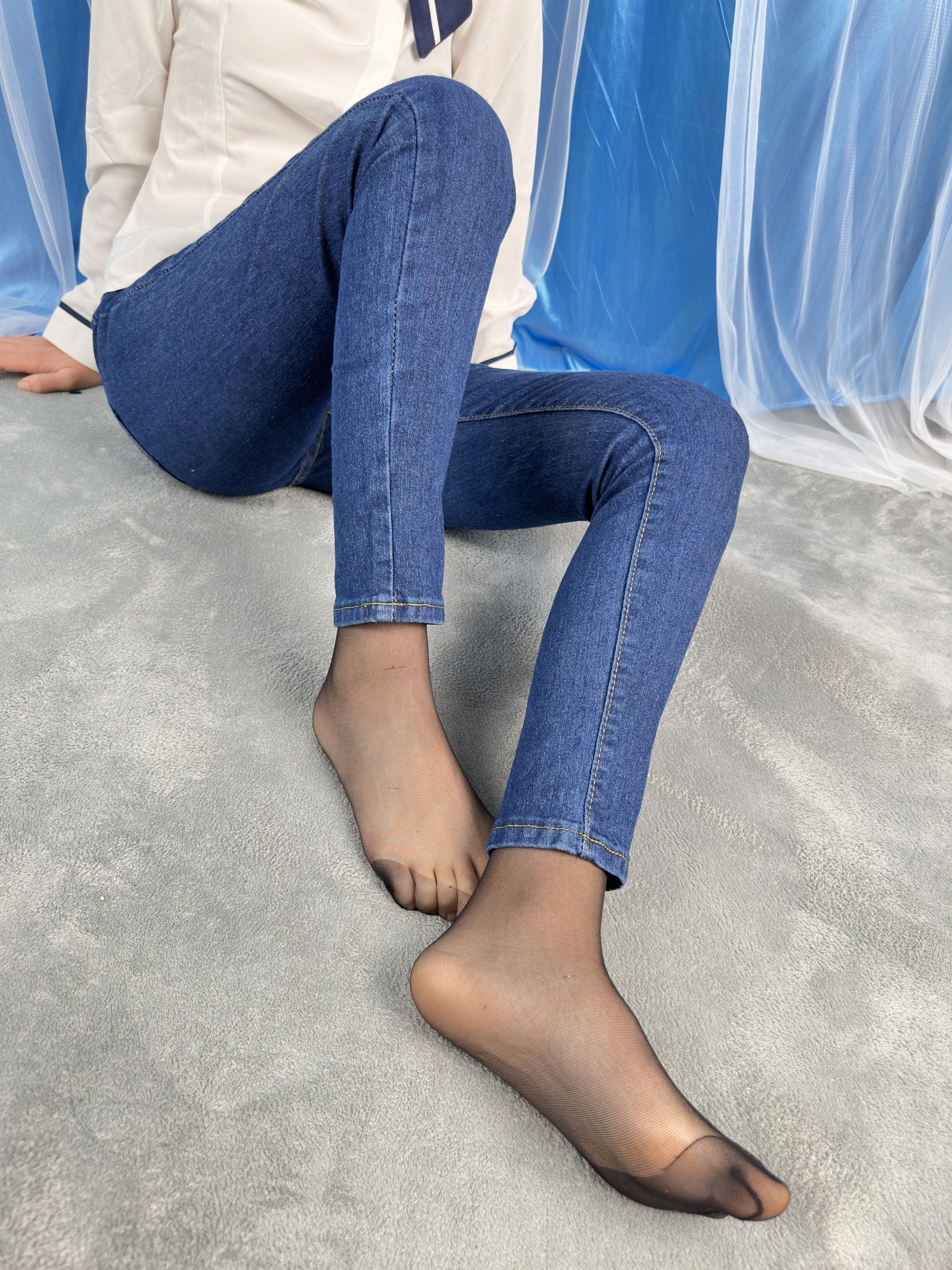 三禾摄影 No.024 牛仔裤里丝 帆布鞋 高跟/(201P)