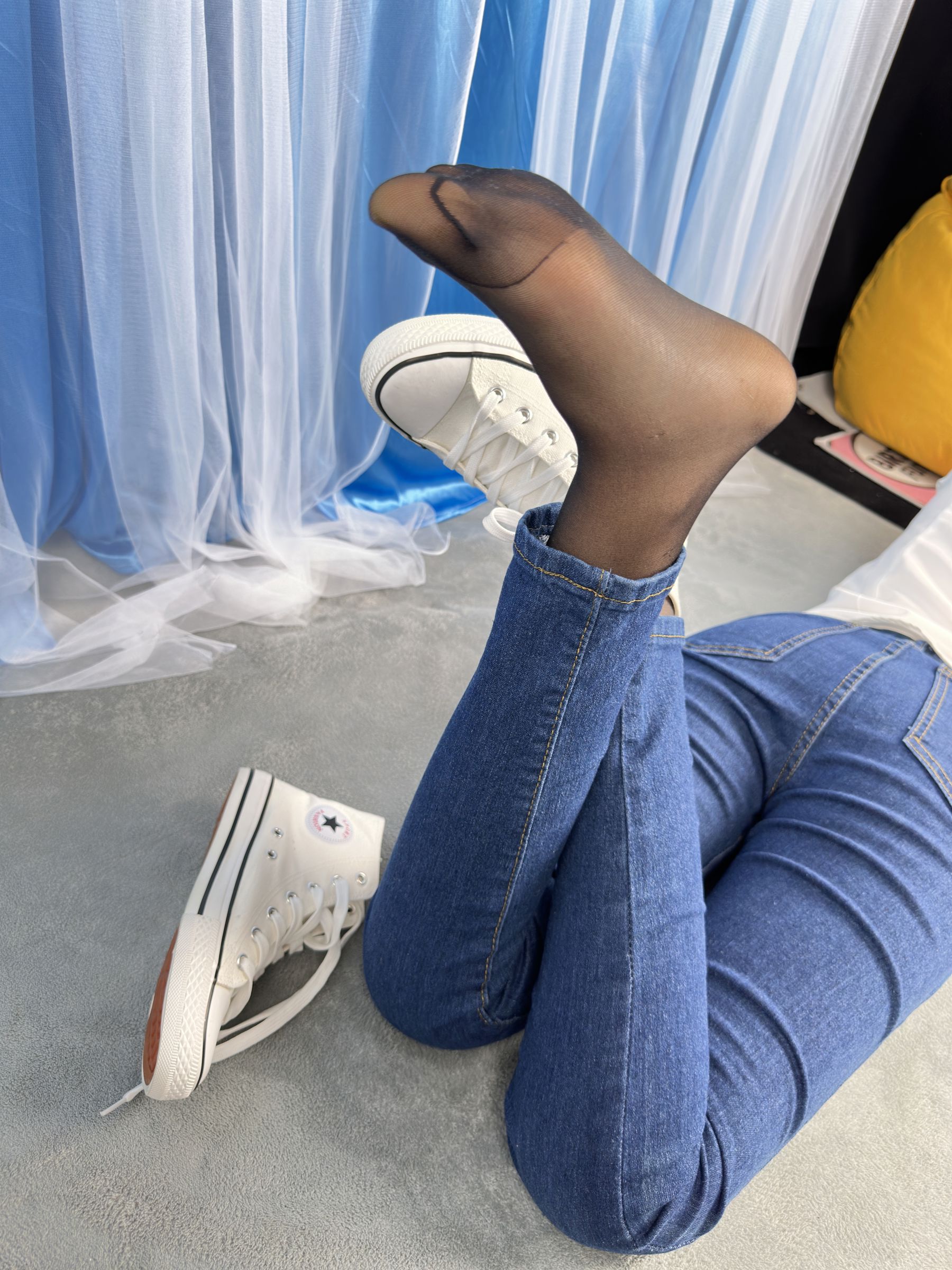 三禾摄影 No.024 牛仔裤里丝 帆布鞋 高跟/(201P)