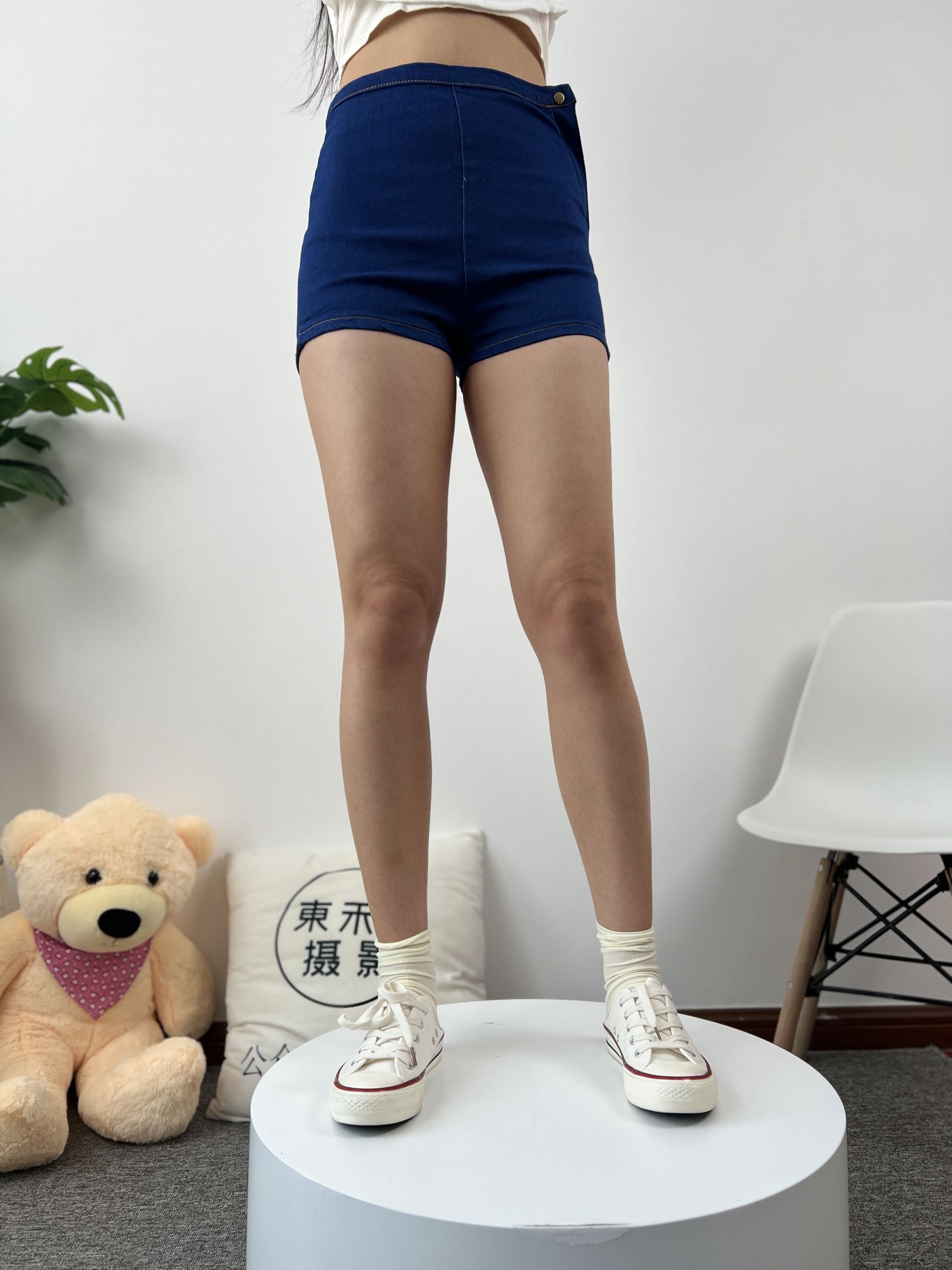三禾摄影 No.027 牛仔短裤 棉袜 帆布鞋/(213P)