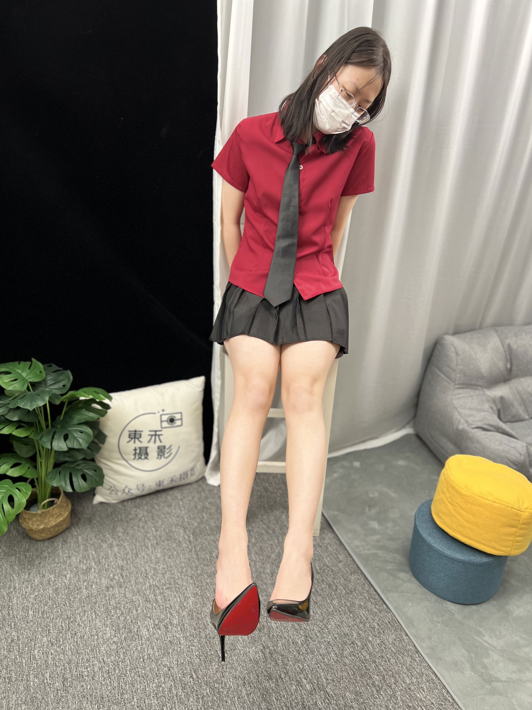 三禾摄影 No.021 短裙 凉拖 帆布鞋 高跟/(217P)