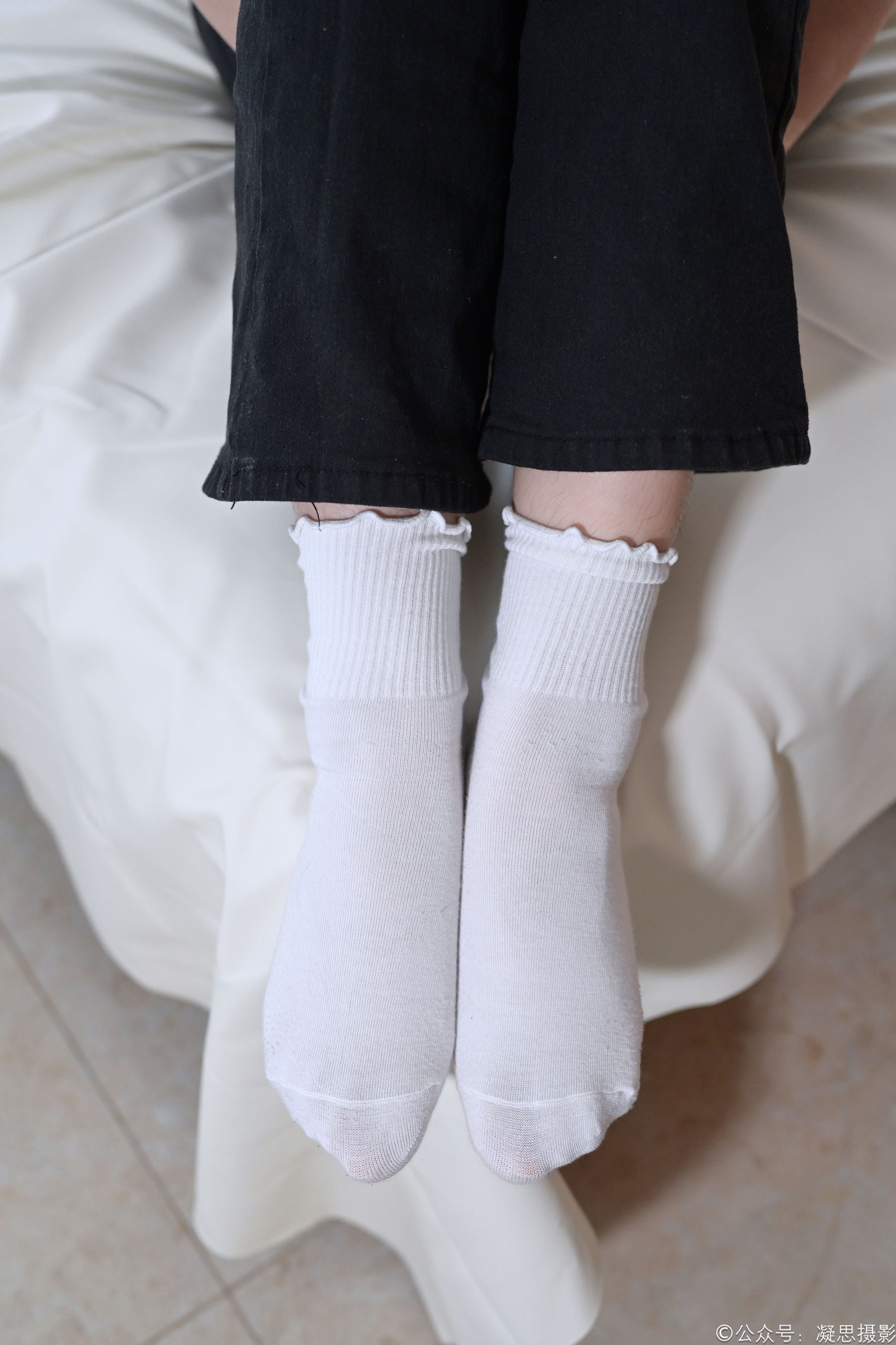 凝思摄影 No.013 铃铃 - T恤、短白袜、平底鞋/(139P)