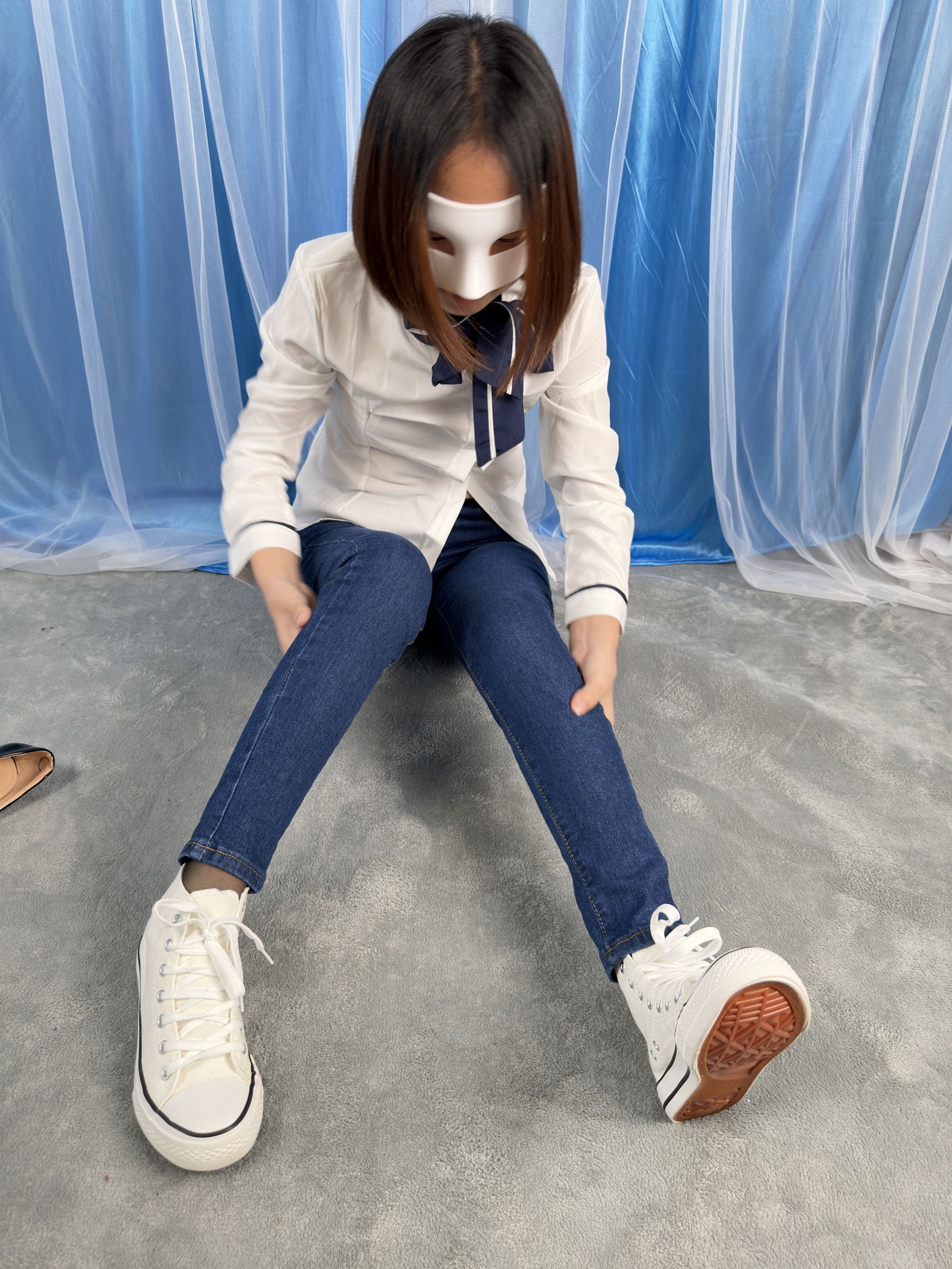 三禾摄影 No.024 牛仔裤里丝 帆布鞋 高跟/(201P)