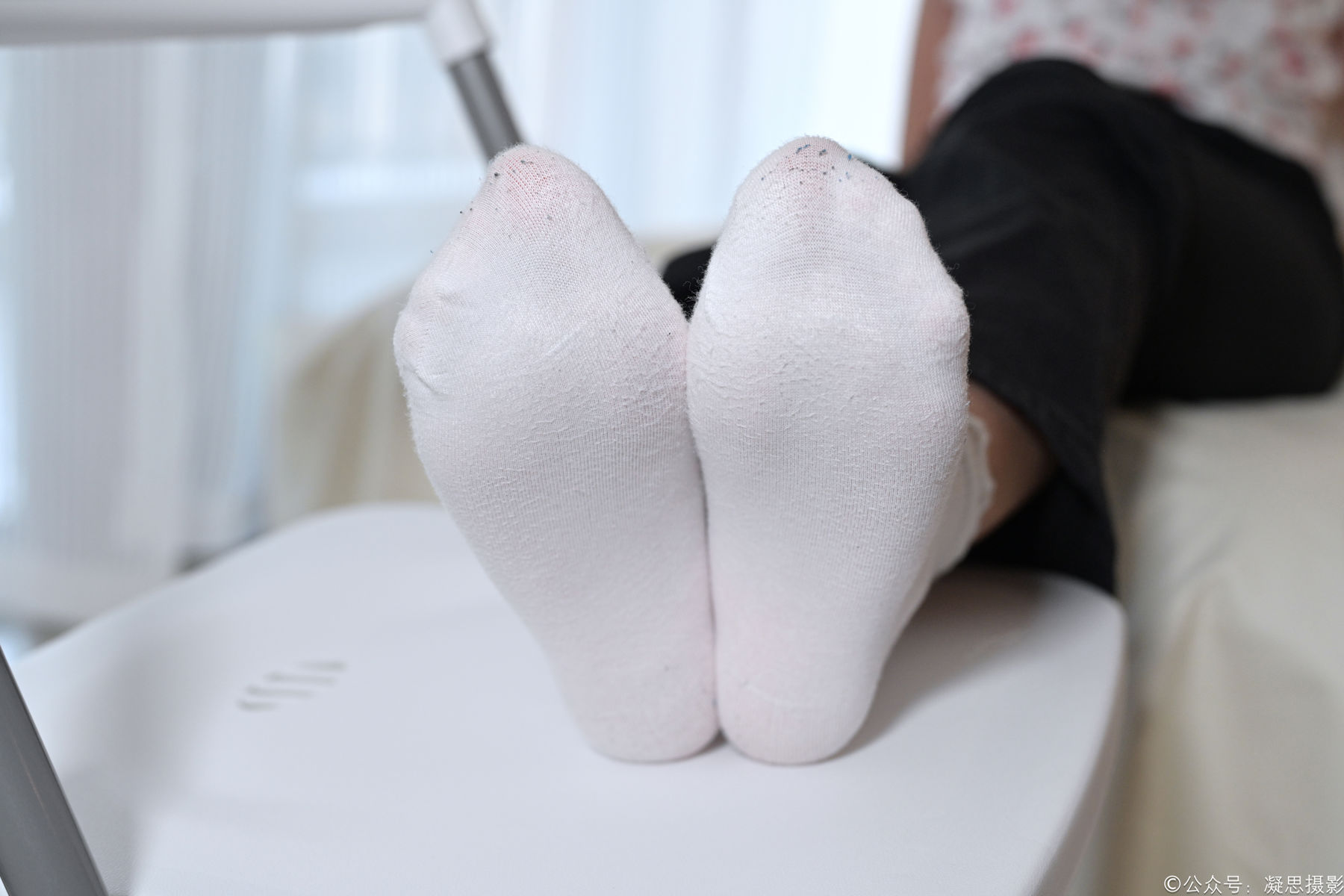 凝思摄影 No.013 铃铃 - T恤、短白袜、平底鞋/(139P)