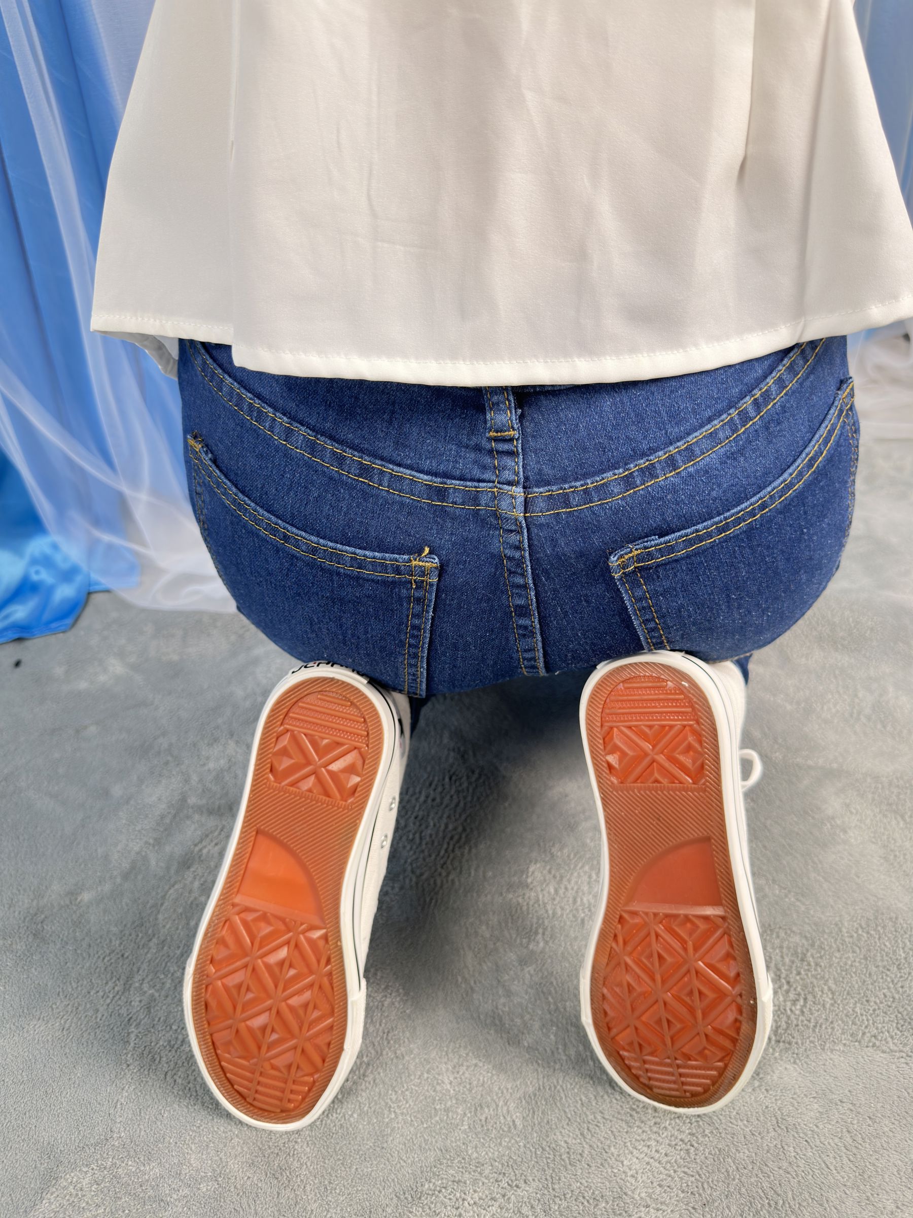 三禾摄影 No.024 牛仔裤里丝 帆布鞋 高跟/(201P)