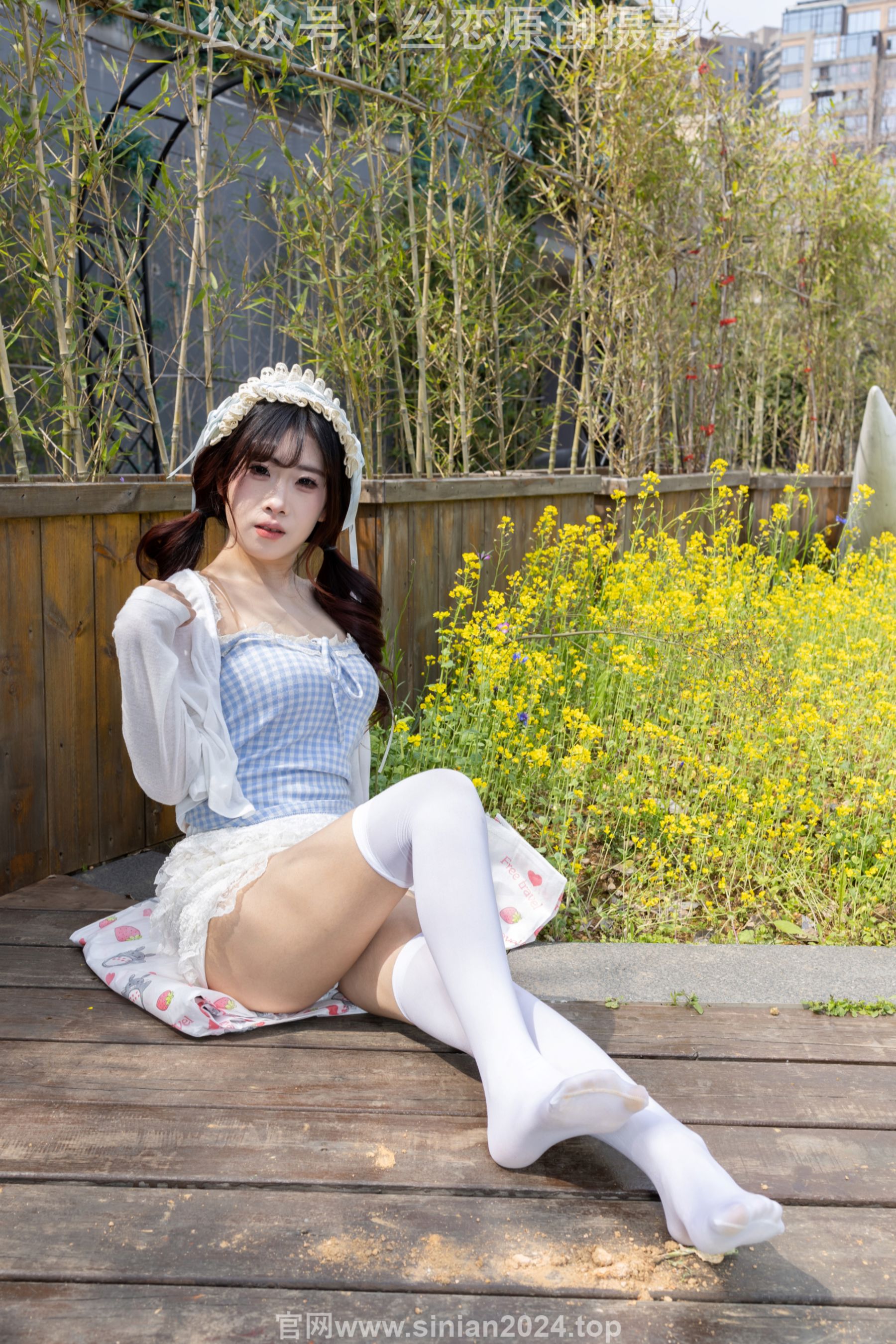 丝恋摄影 No.007 小梦 - 白色JK 超短裙 白色丝袜 黑色皮鞋/(285P)