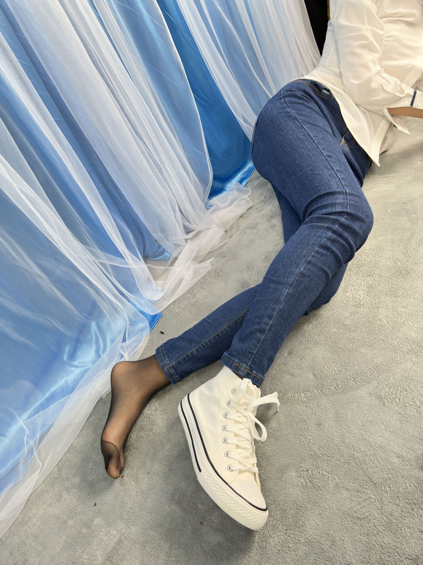 三禾摄影 No.024 牛仔裤里丝 帆布鞋 高跟/(201P)