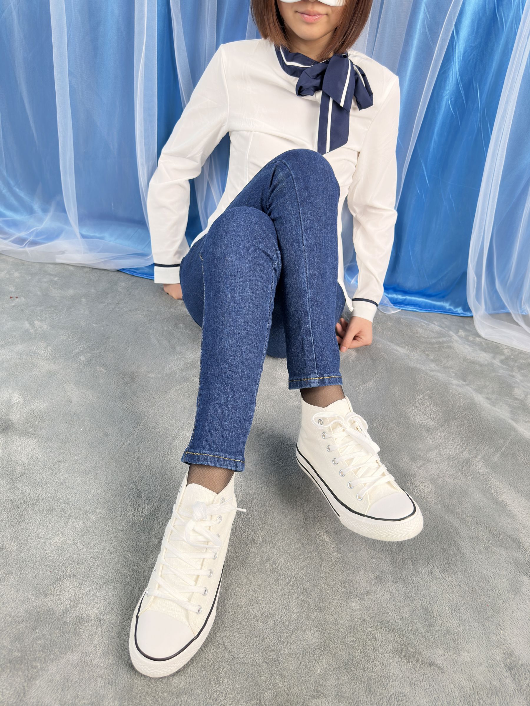 三禾摄影 No.024 牛仔裤里丝 帆布鞋 高跟/(201P)