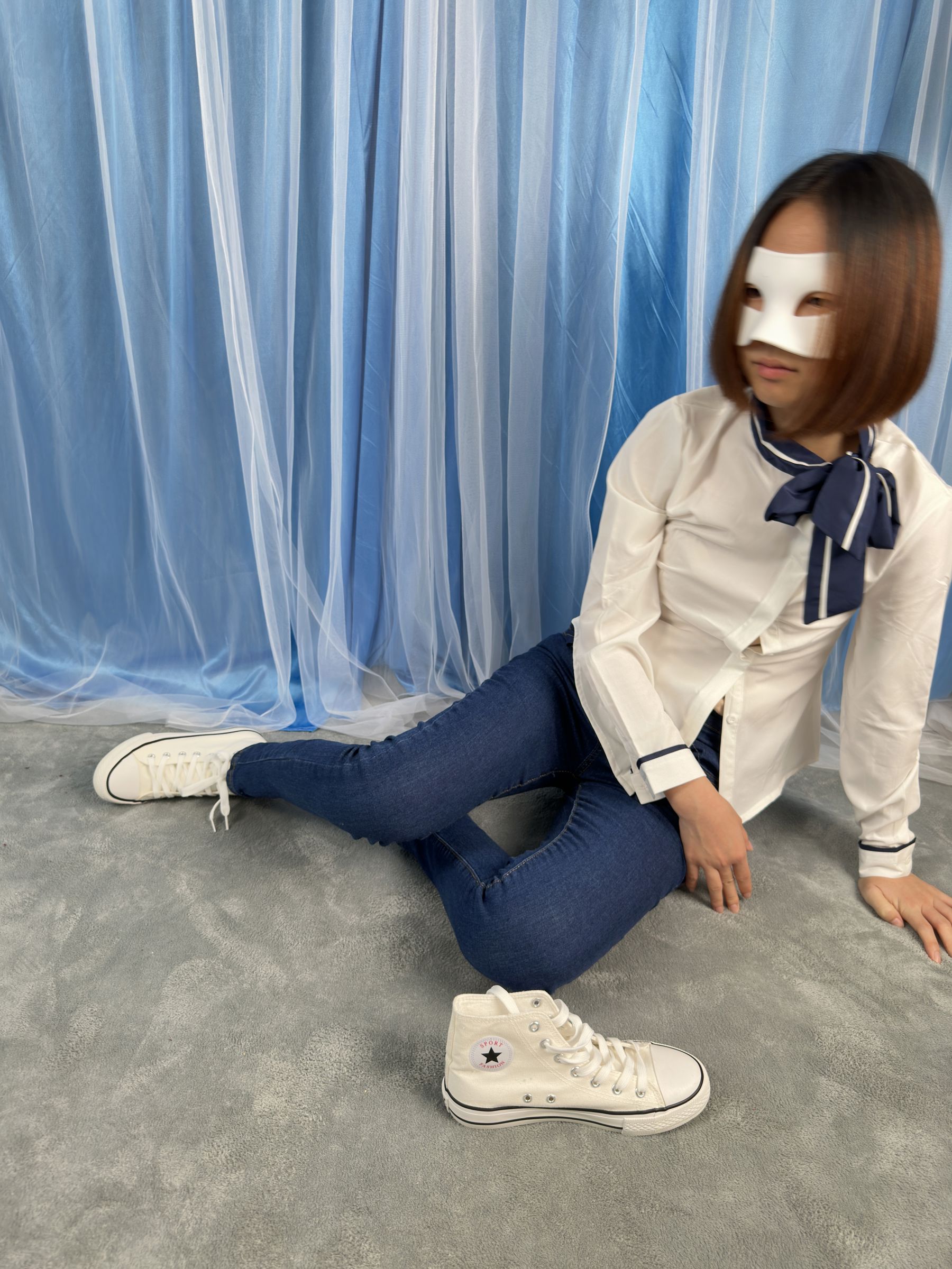 三禾摄影 No.024 牛仔裤里丝 帆布鞋 高跟/(201P)