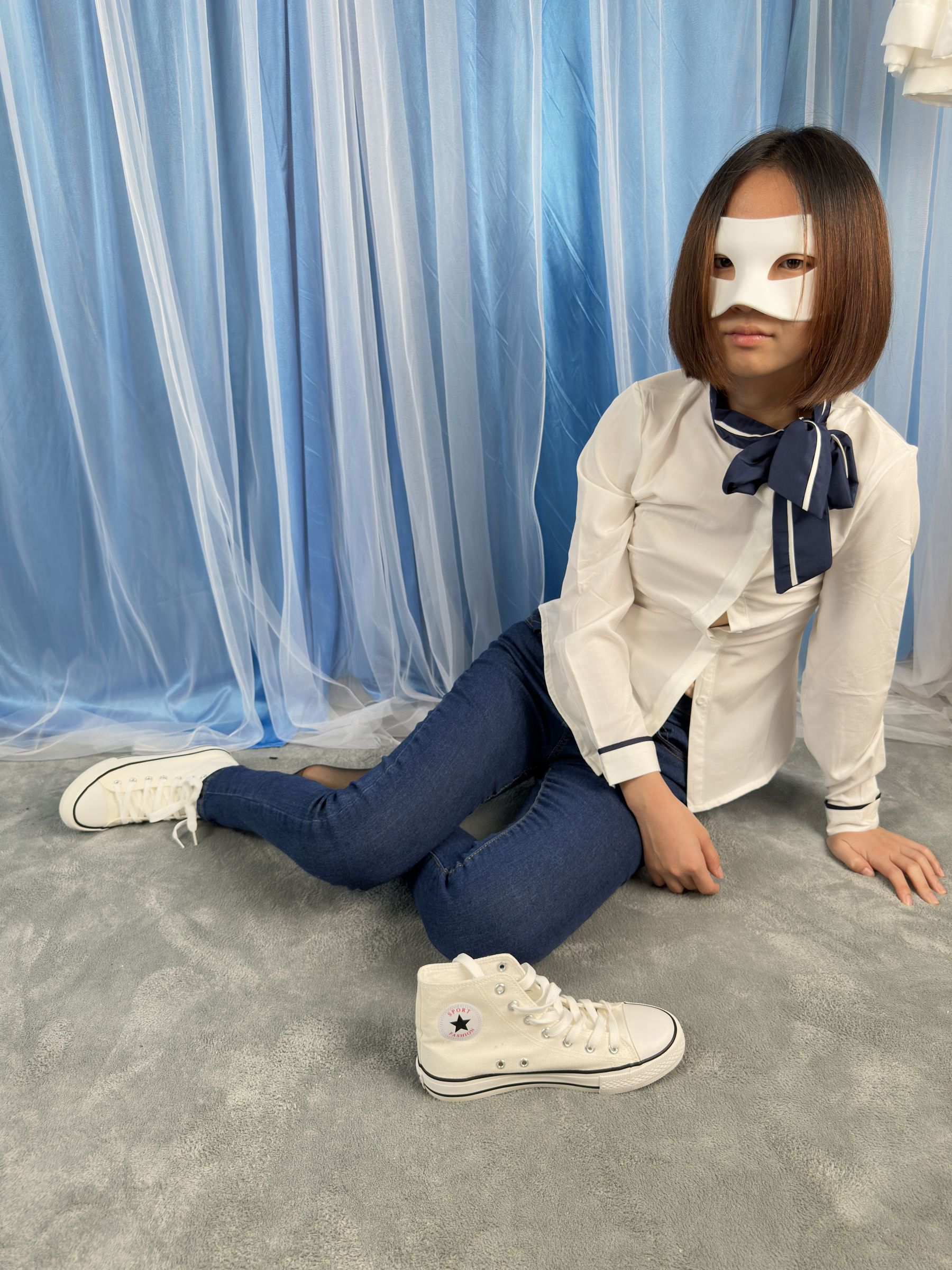 三禾摄影 No.024 牛仔裤里丝 帆布鞋 高跟/(201P)