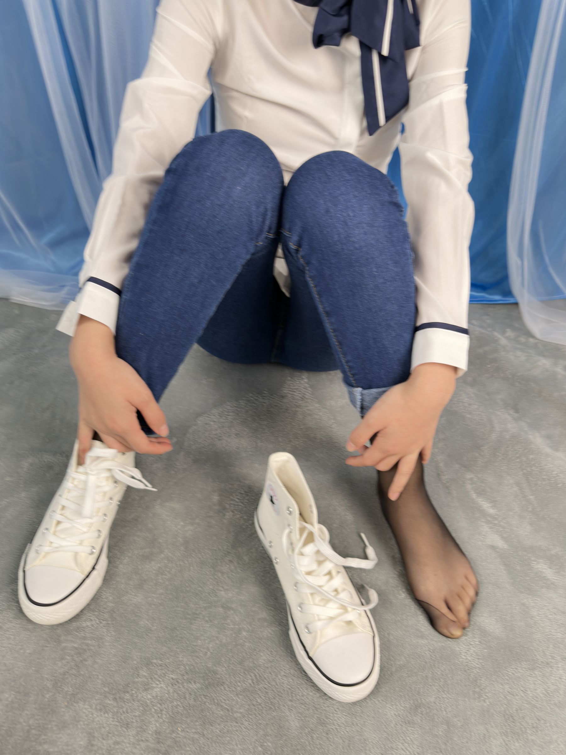 三禾摄影 No.024 牛仔裤里丝 帆布鞋 高跟/(201P)