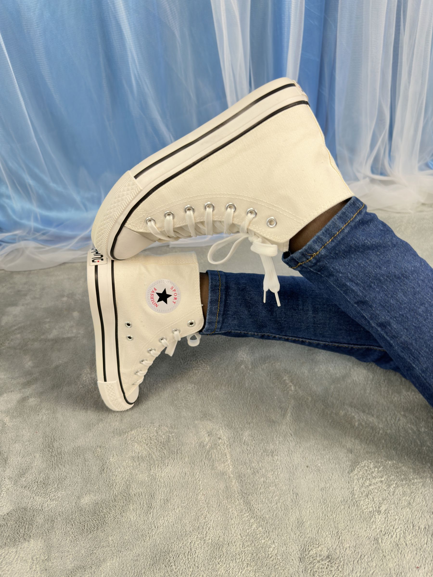 三禾摄影 No.024 牛仔裤里丝 帆布鞋 高跟/(201P)