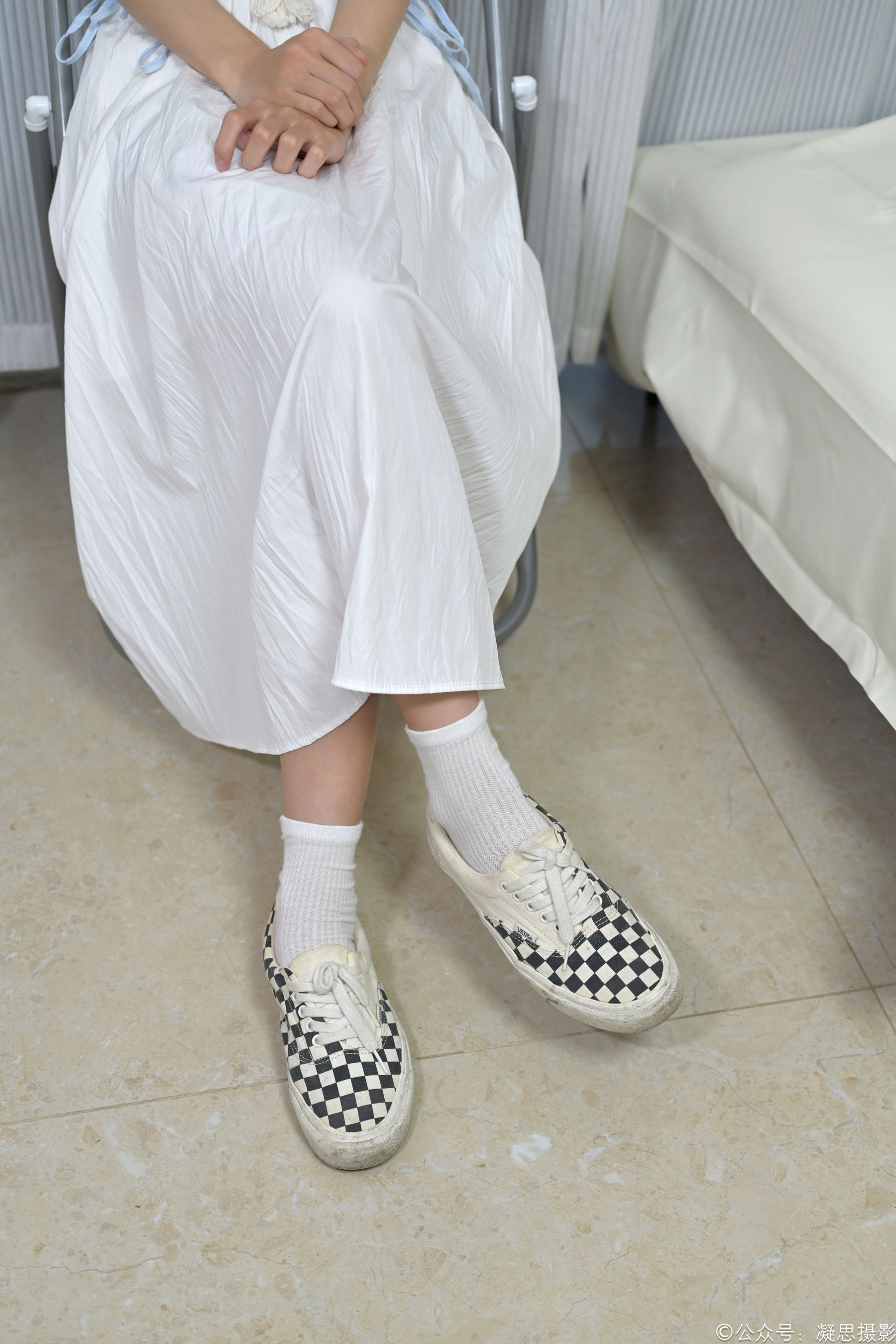 凝思摄影 No.007 小睿 - 长裙、短白袜、平底鞋/(133P)