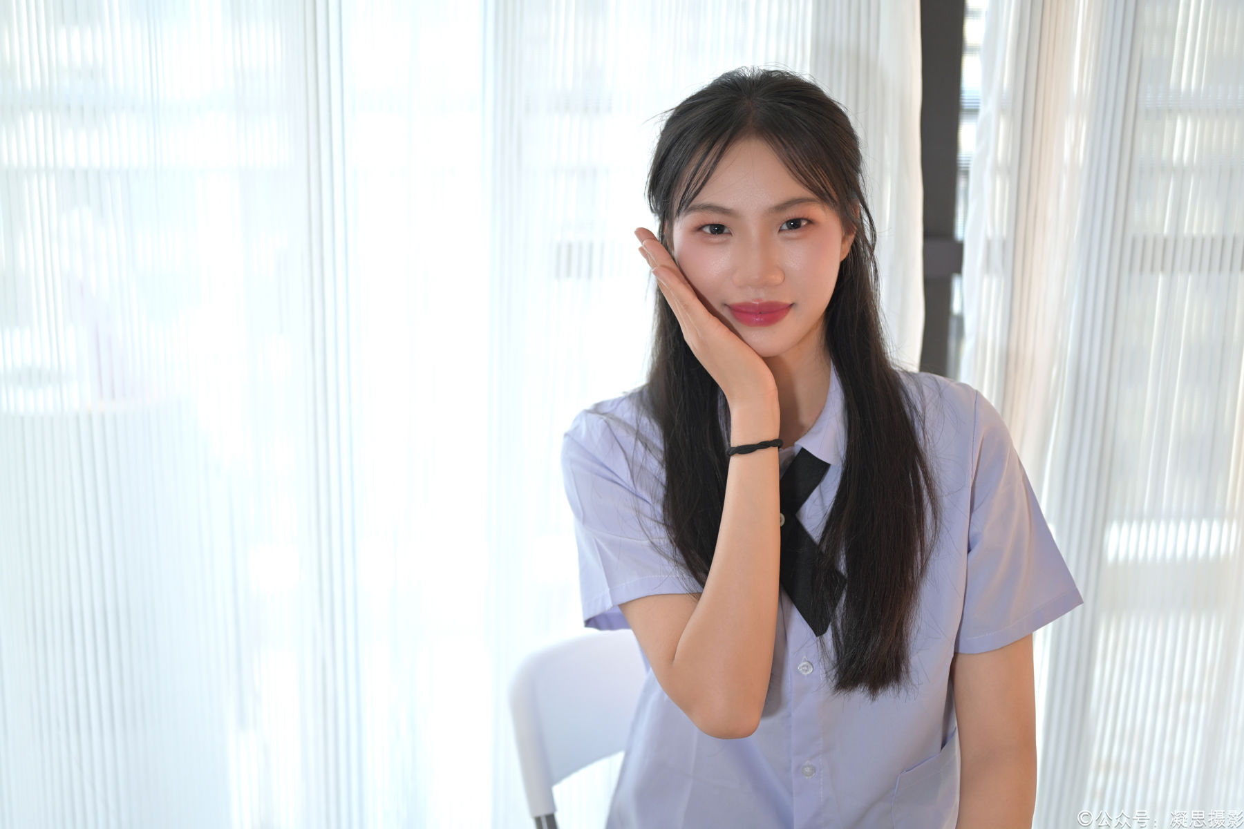 凝思摄影 No.012 德美 - 泰国制服、短白袜、运动鞋/(160P)