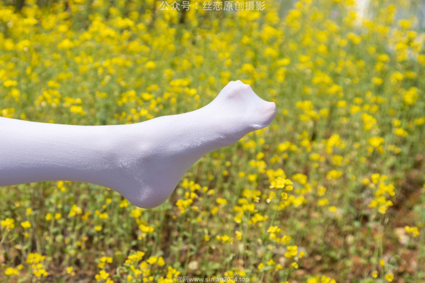 丝恋摄影 No.007 小梦 - 白色JK 超短裙 白色丝袜 黑色皮鞋/(285P)