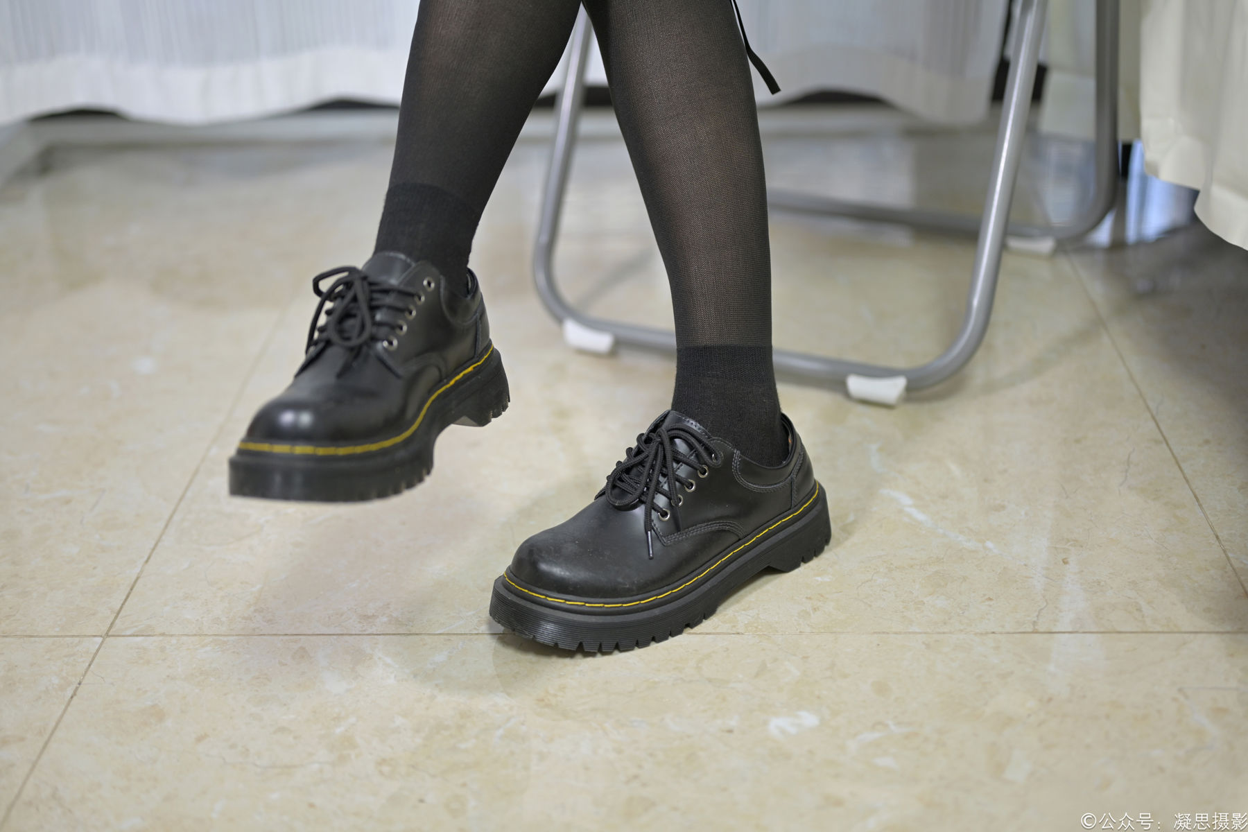 凝思摄影 No.003 小睿 - 连衣裙、小腿袜、小皮鞋/(137P)