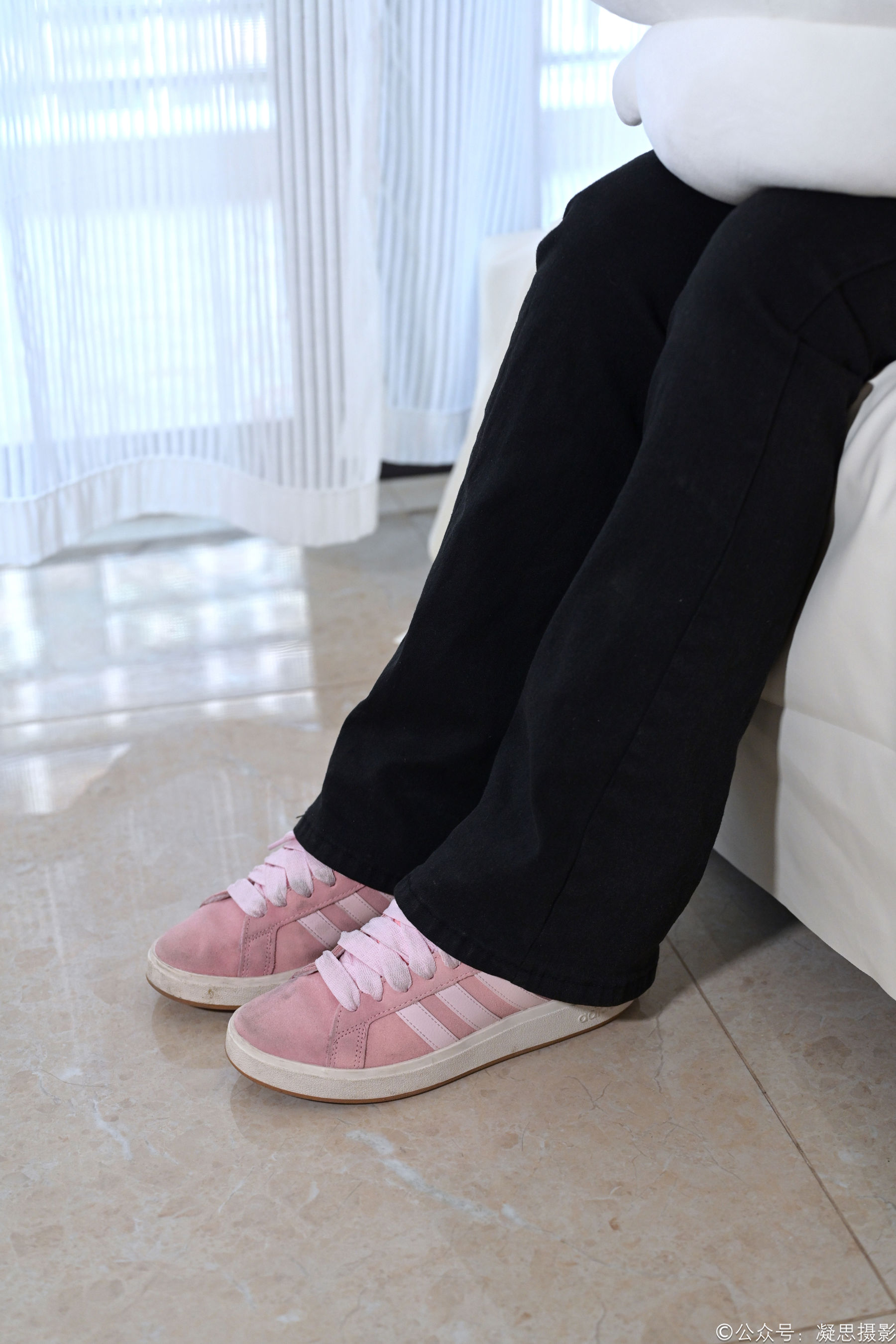 凝思摄影 No.013 铃铃 - T恤、短白袜、平底鞋/(139P)