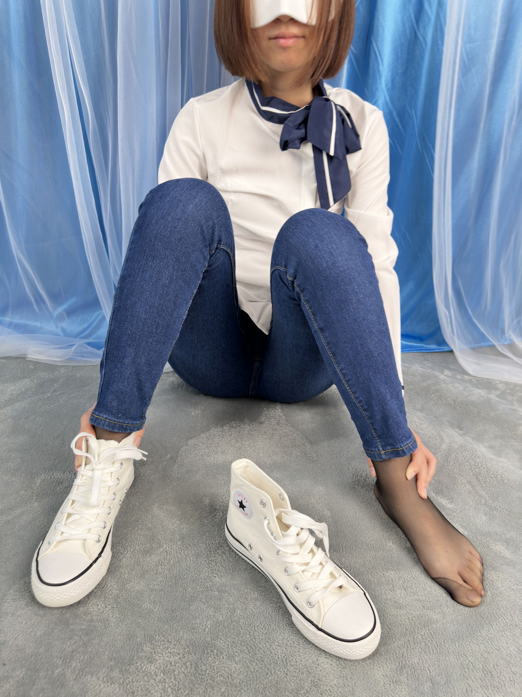 三禾摄影 No.024 牛仔裤里丝 帆布鞋 高跟/(201P)