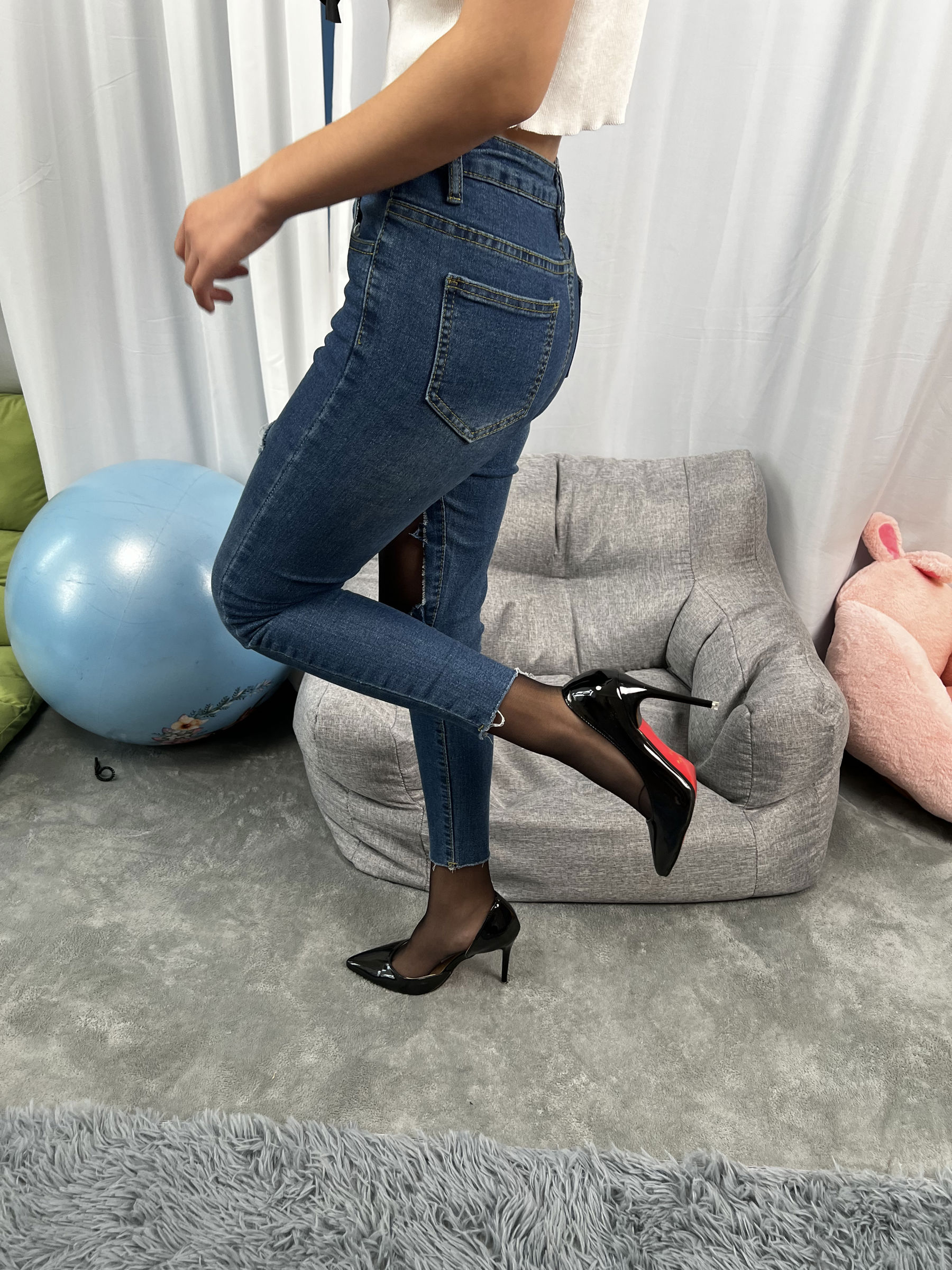 三禾摄影 No.024 牛仔裤里丝 帆布鞋 高跟/(201P)