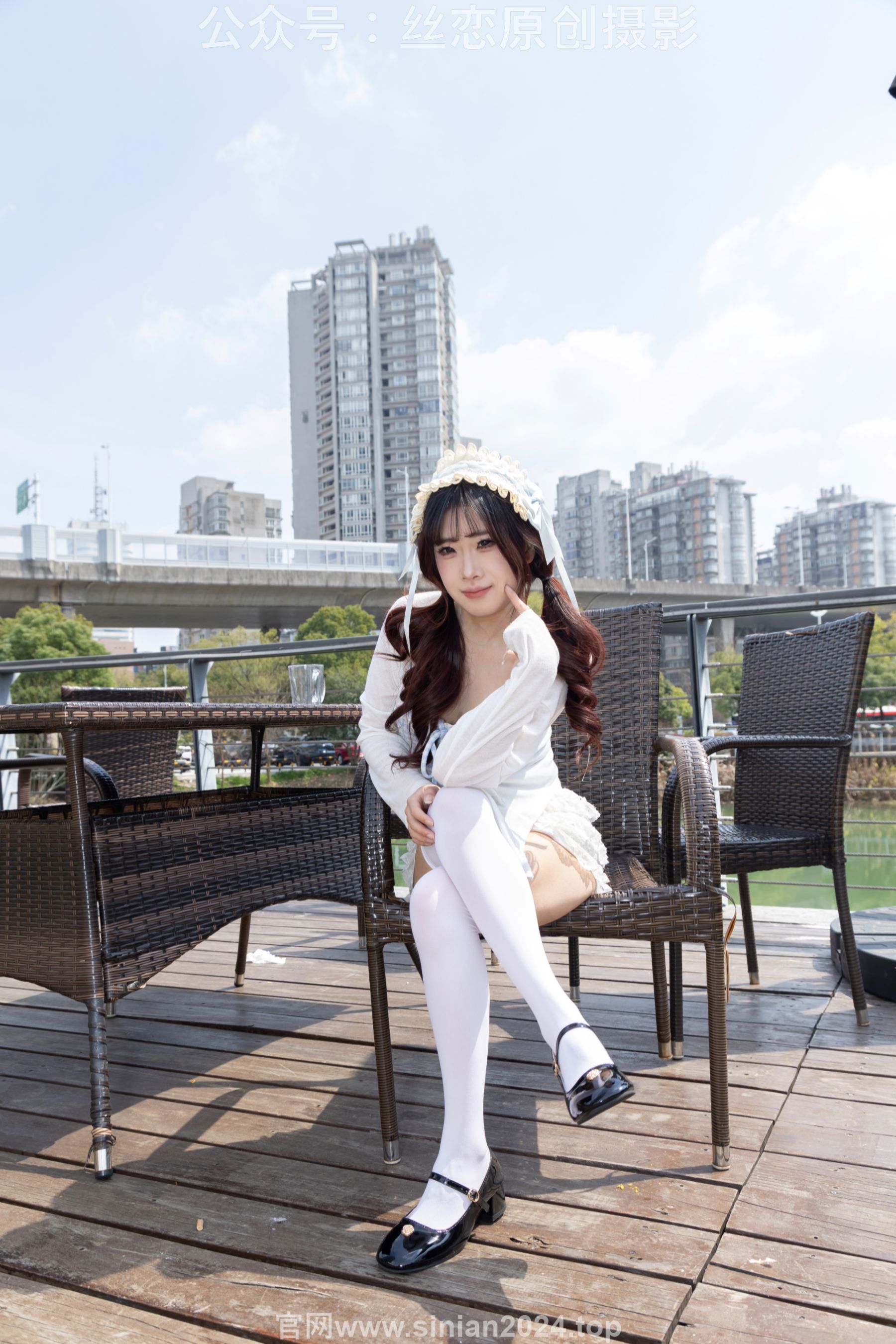 丝恋摄影 No.007 小梦 - 白色JK 超短裙 白色丝袜 黑色皮鞋/(285P)