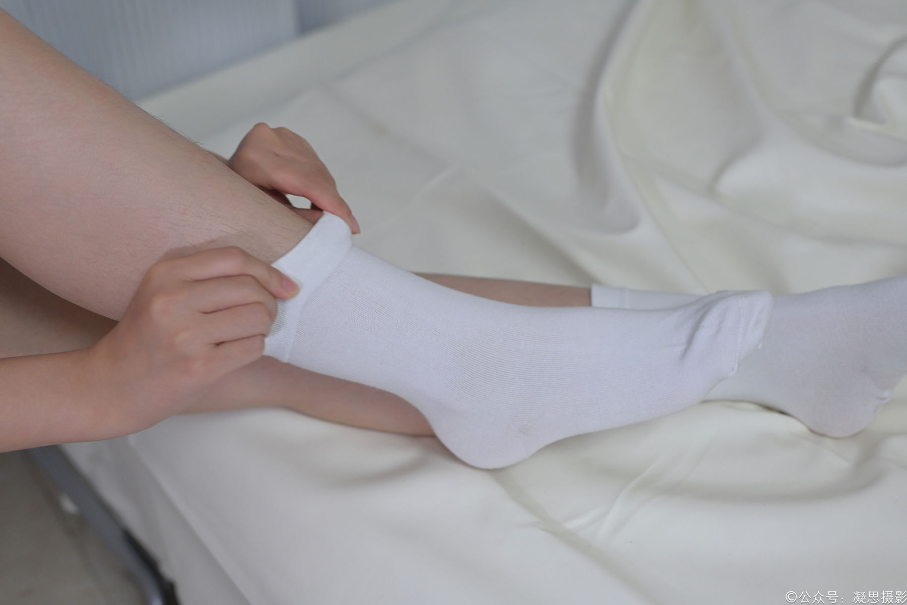 凝思摄影 No.008 铃铃 - 短裙、短白袜、小皮鞋/(158P)