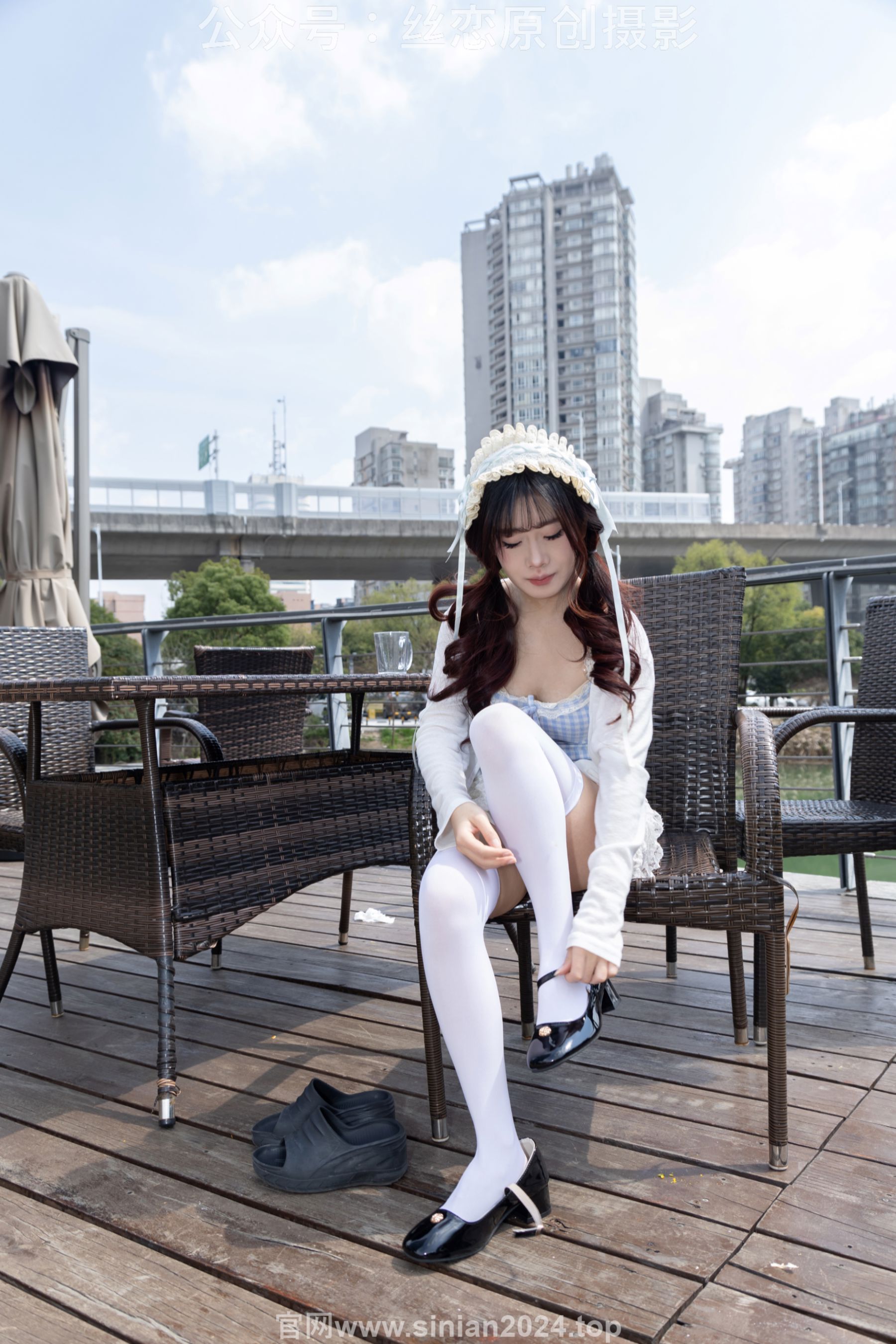 丝恋摄影 No.007 小梦 - 白色JK 超短裙 白色丝袜 黑色皮鞋/(285P)