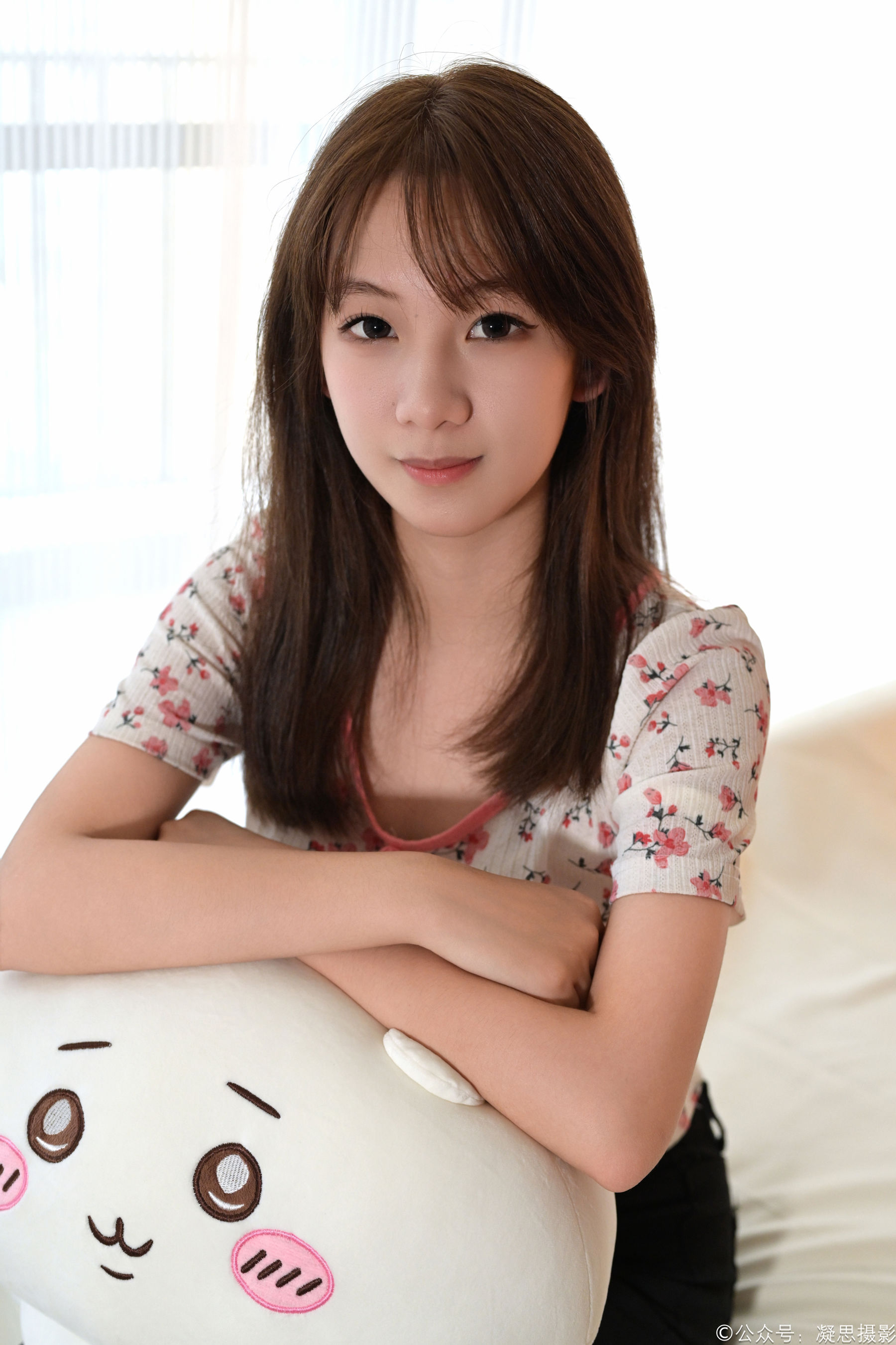 凝思摄影 No.013 铃铃 - T恤、短白袜、平底鞋/(139P)