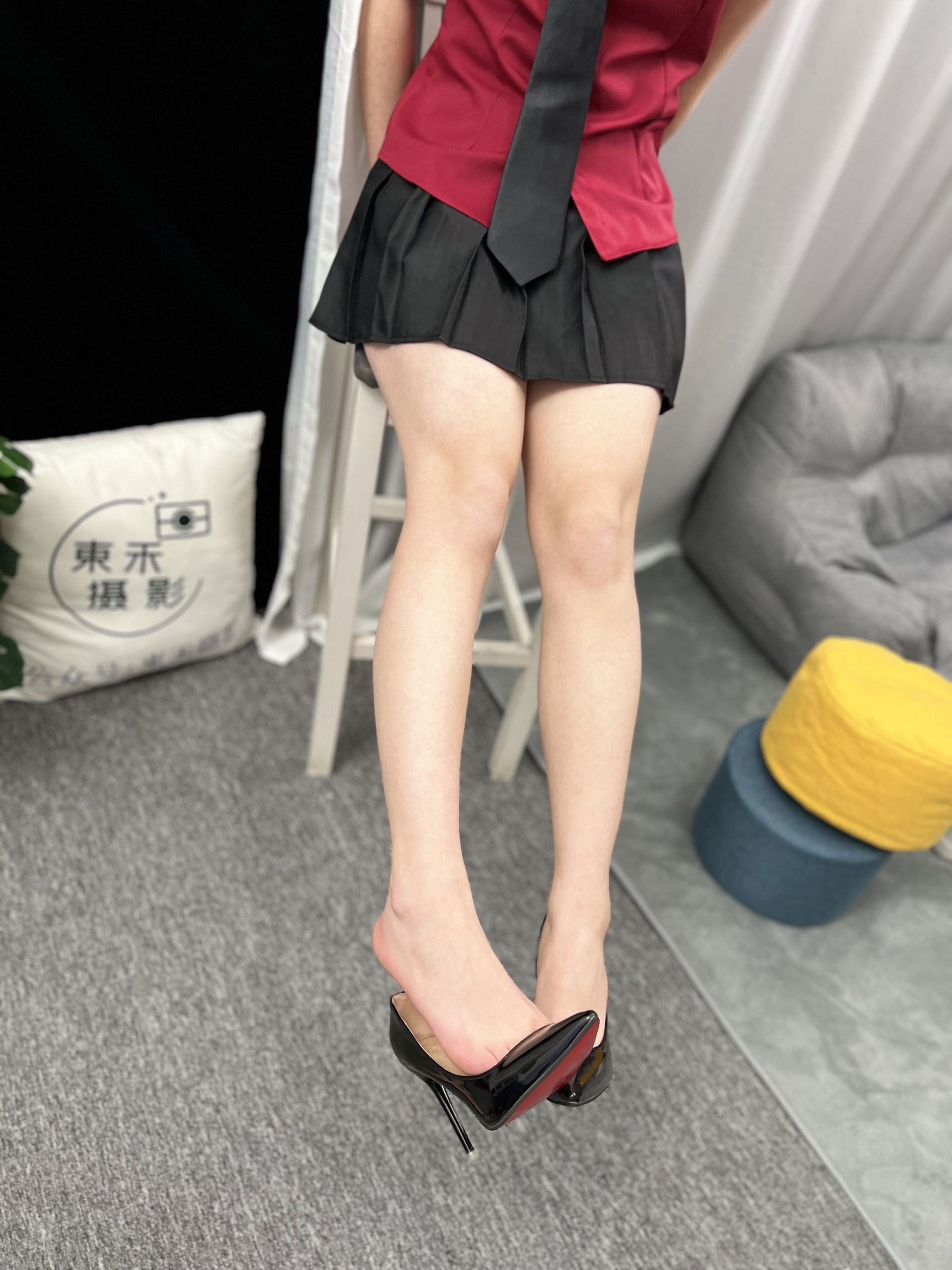 三禾摄影 No.021 短裙 凉拖 帆布鞋 高跟/(217P)