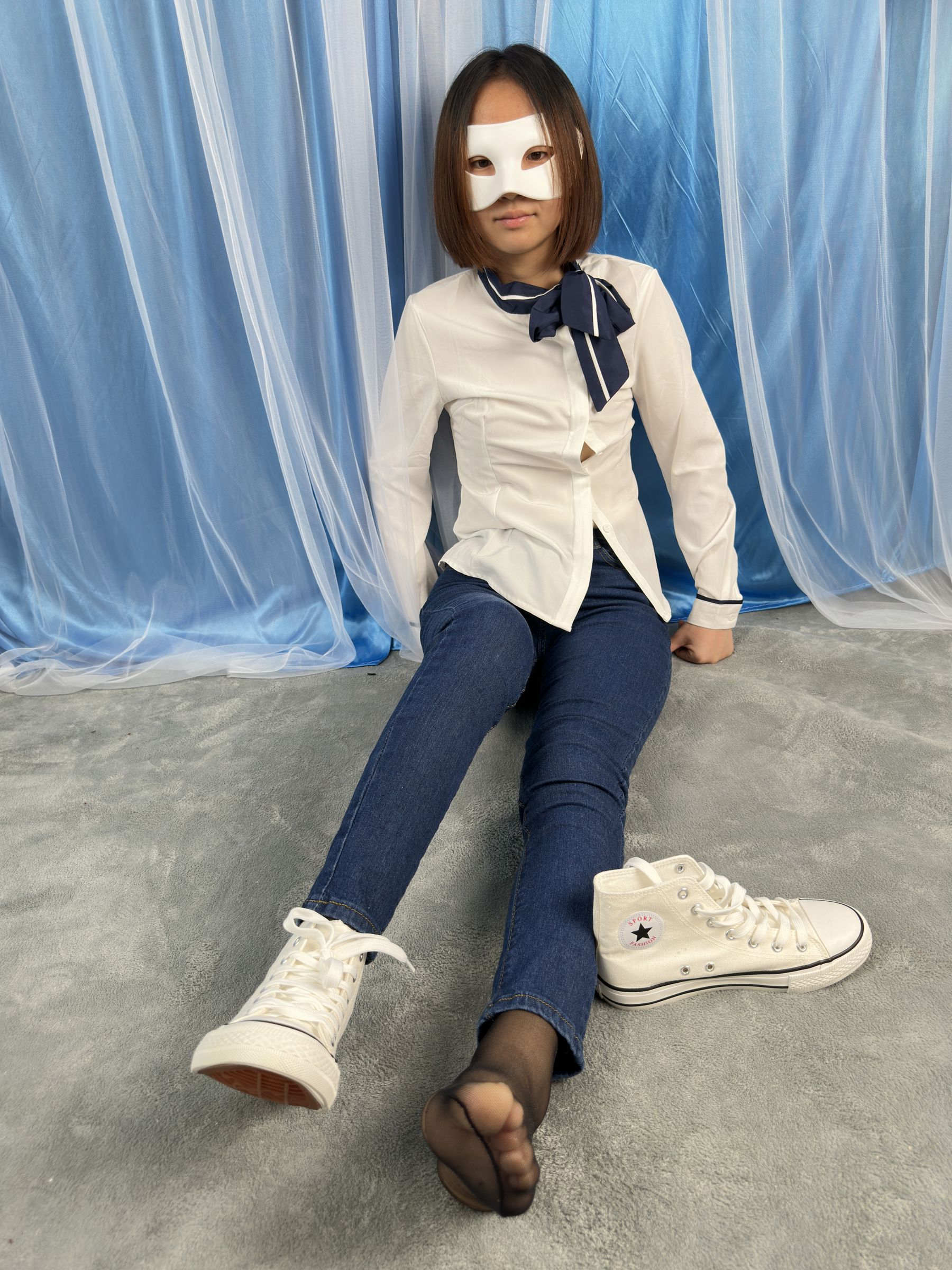 三禾摄影 No.024 牛仔裤里丝 帆布鞋 高跟/(201P)