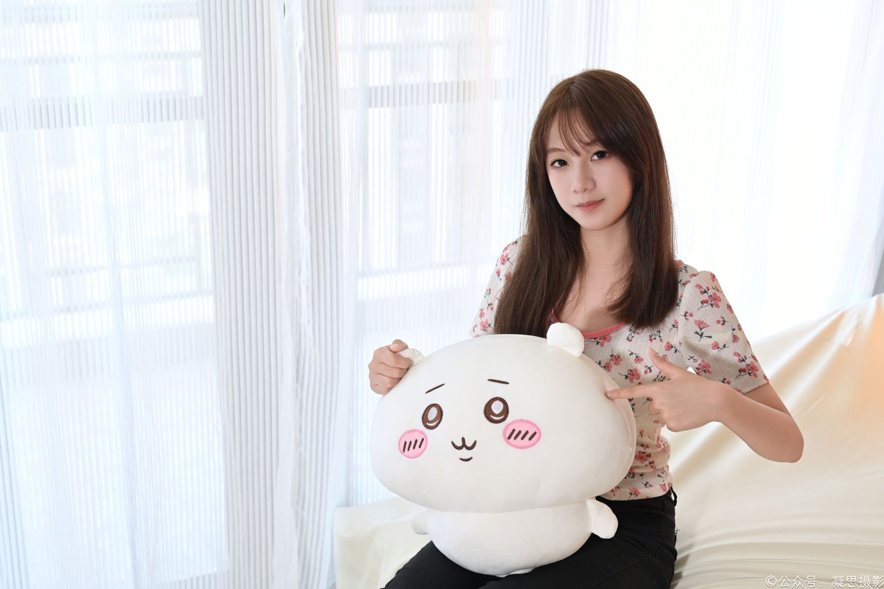 凝思摄影 No.013 铃铃 - T恤、短白袜、平底鞋/(139P)