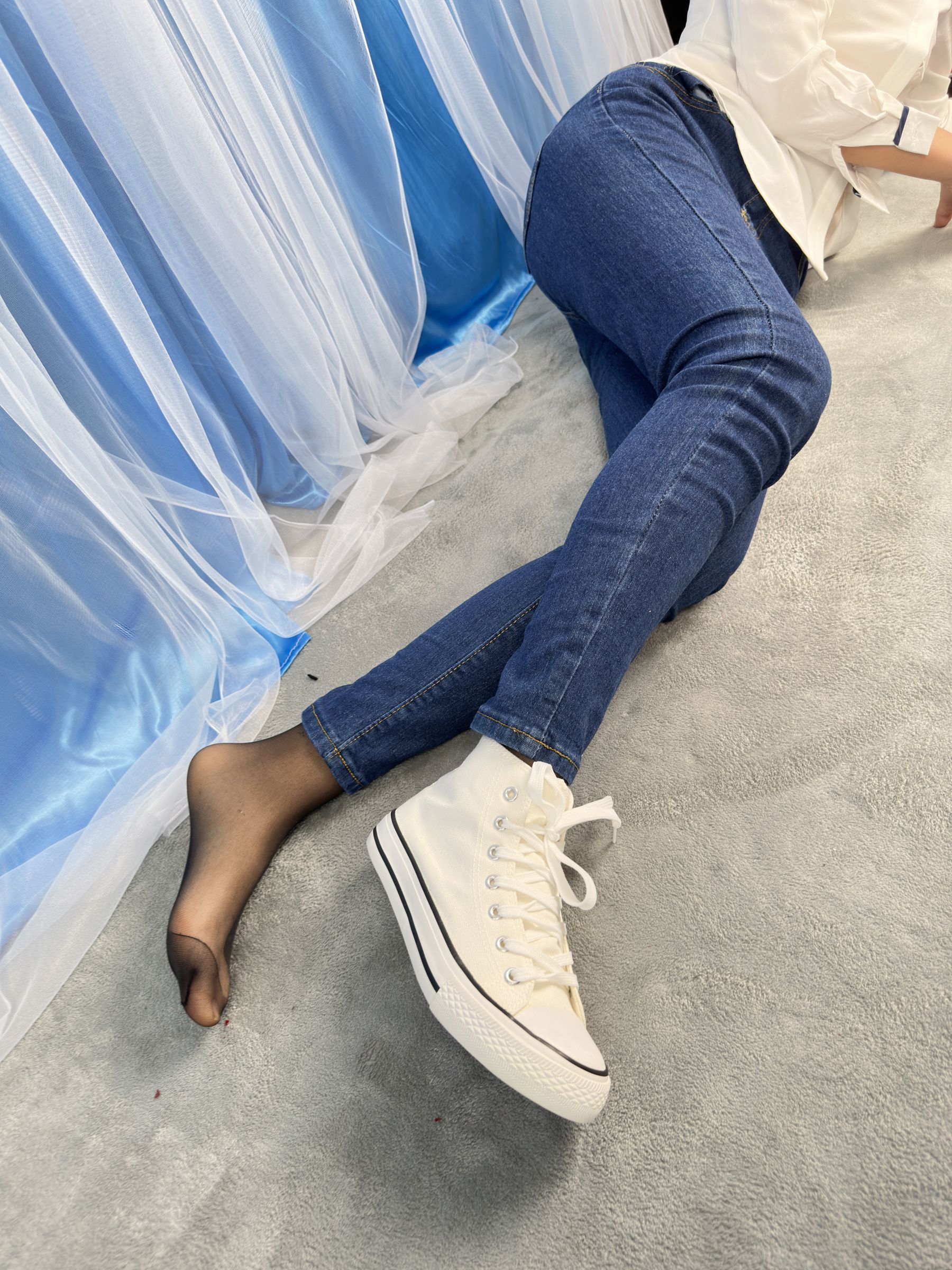 三禾摄影 No.024 牛仔裤里丝 帆布鞋 高跟/(201P)