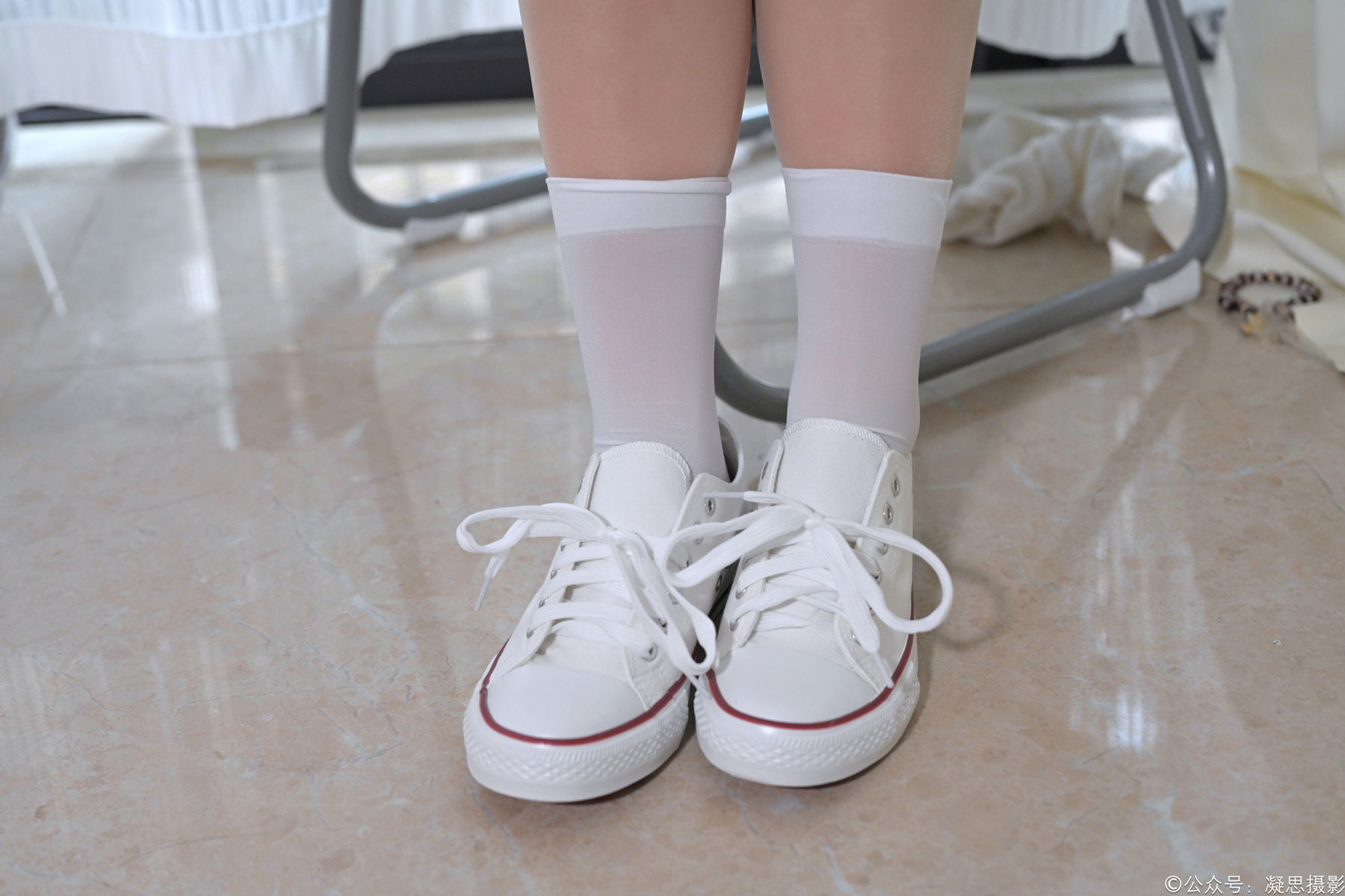 凝思摄影 No.009 琦琦 - 校服、短白丝、连裤肉丝、帆布鞋/(136P)