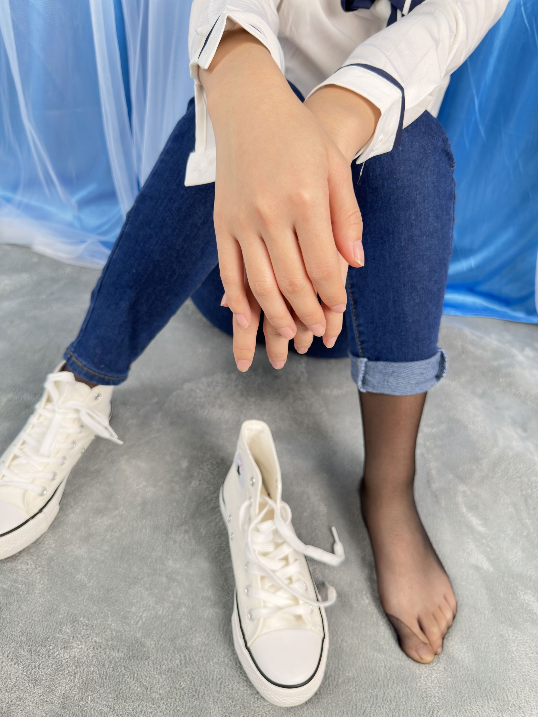 三禾摄影 No.024 牛仔裤里丝 帆布鞋 高跟/(201P)