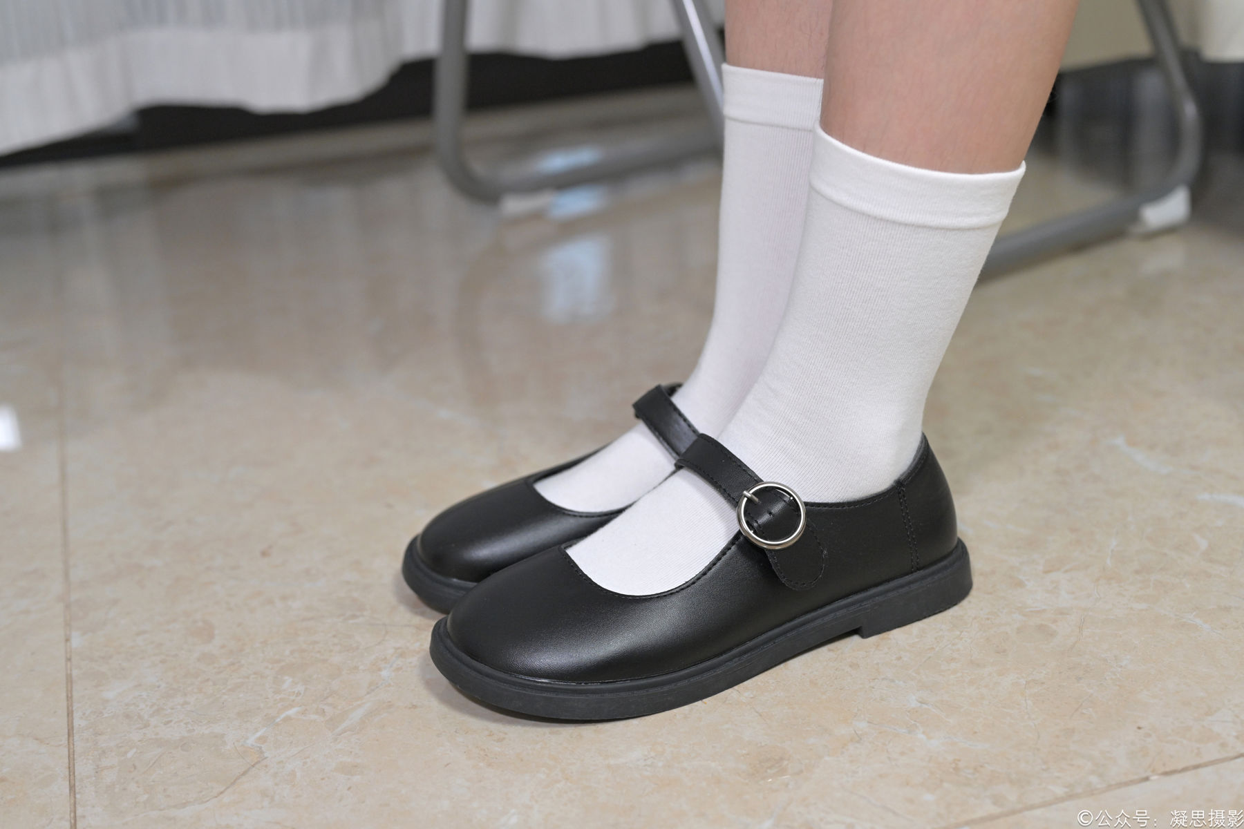 凝思摄影 No.008 铃铃 - 短裙、短白袜、小皮鞋/(158P)