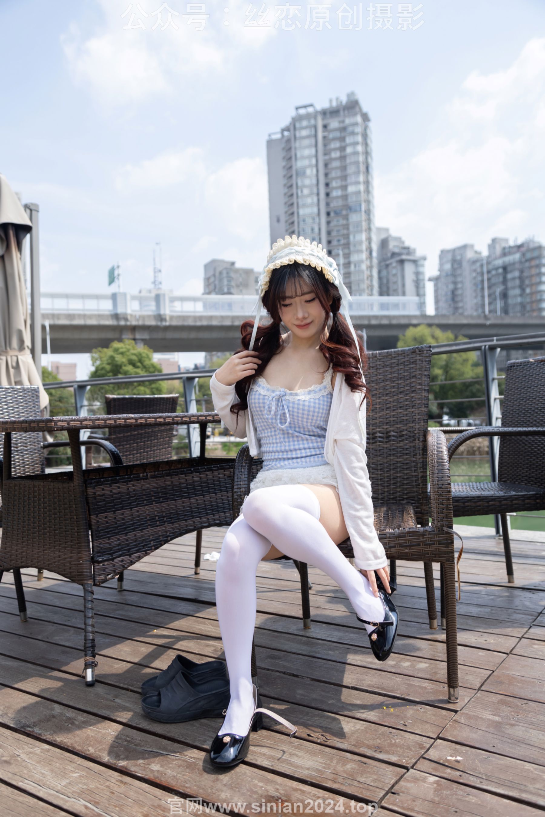 丝恋摄影 No.007 小梦 - 白色JK 超短裙 白色丝袜 黑色皮鞋/(285P)