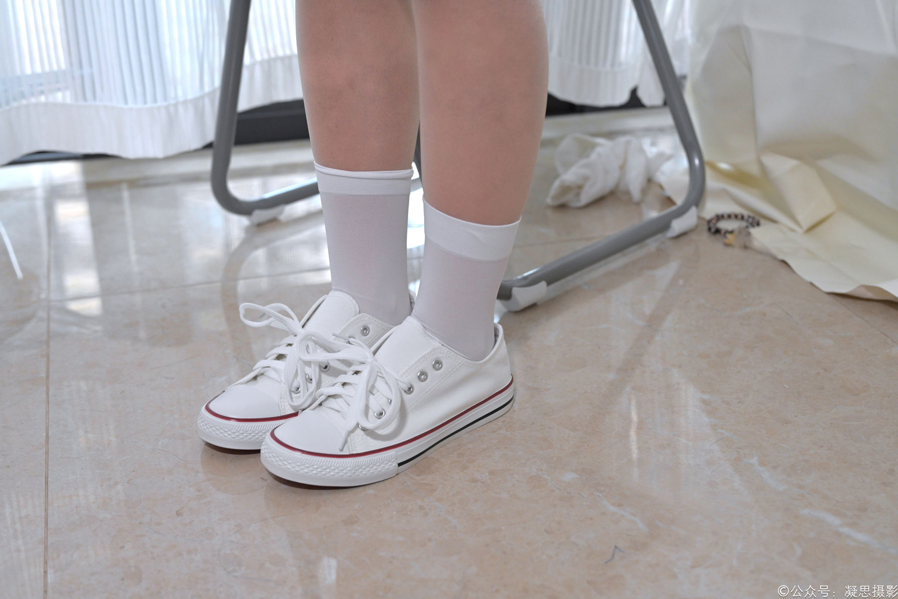 凝思摄影 No.009 琦琦 - 校服、短白丝、连裤肉丝、帆布鞋/(136P)