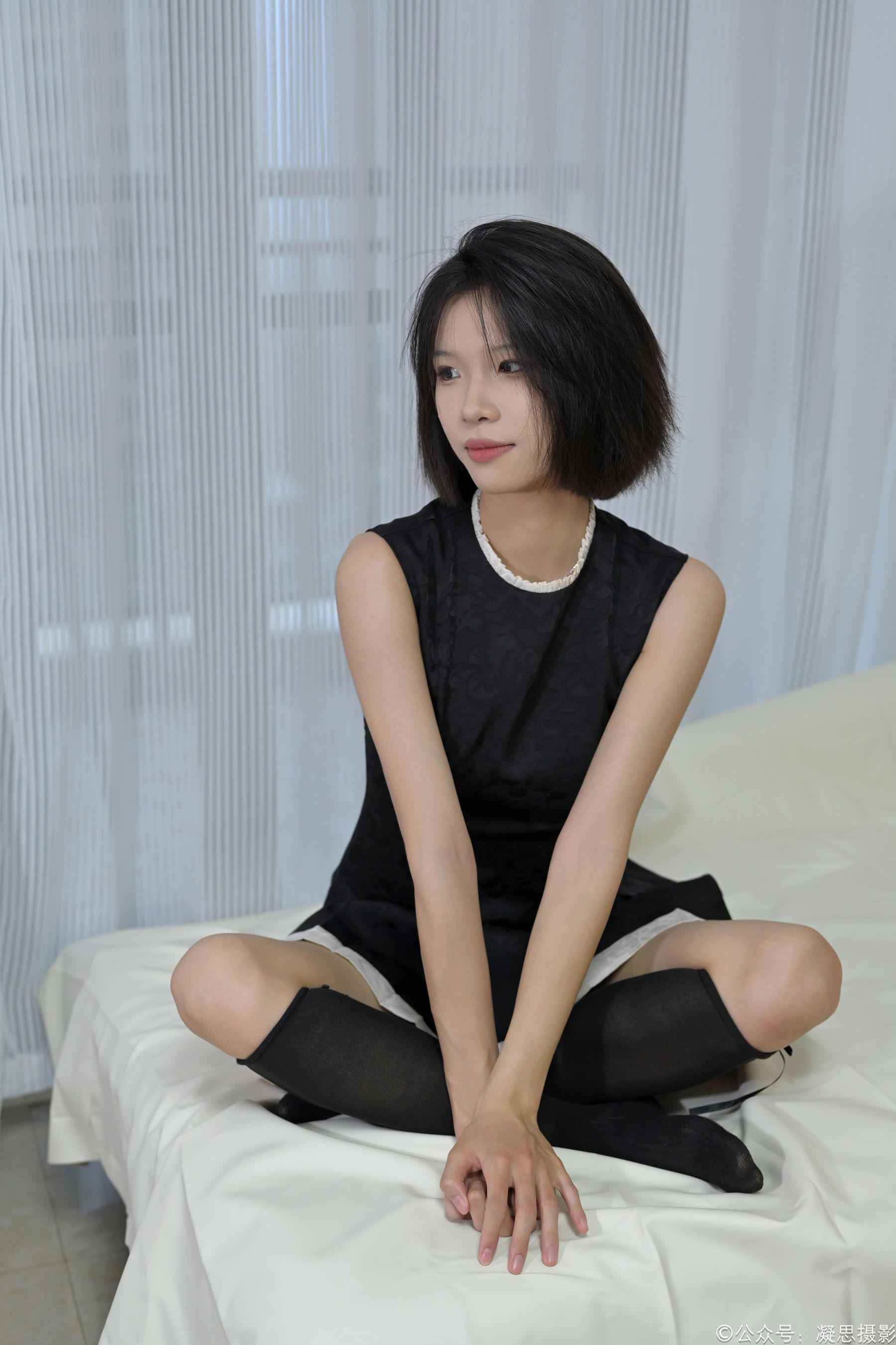 凝思摄影 No.003 小睿 - 连衣裙、小腿袜、小皮鞋/(137P)