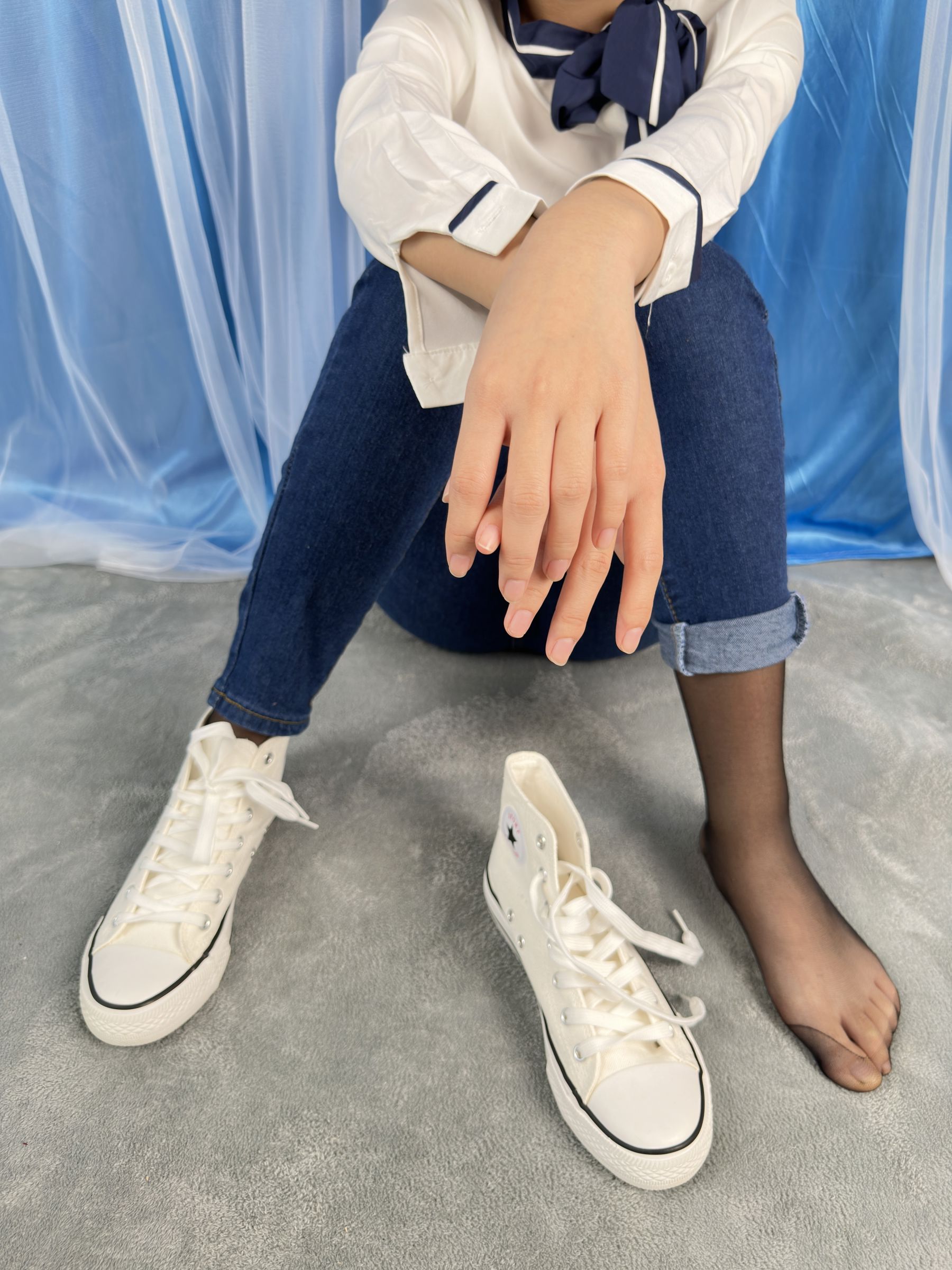 三禾摄影 No.024 牛仔裤里丝 帆布鞋 高跟/(201P)